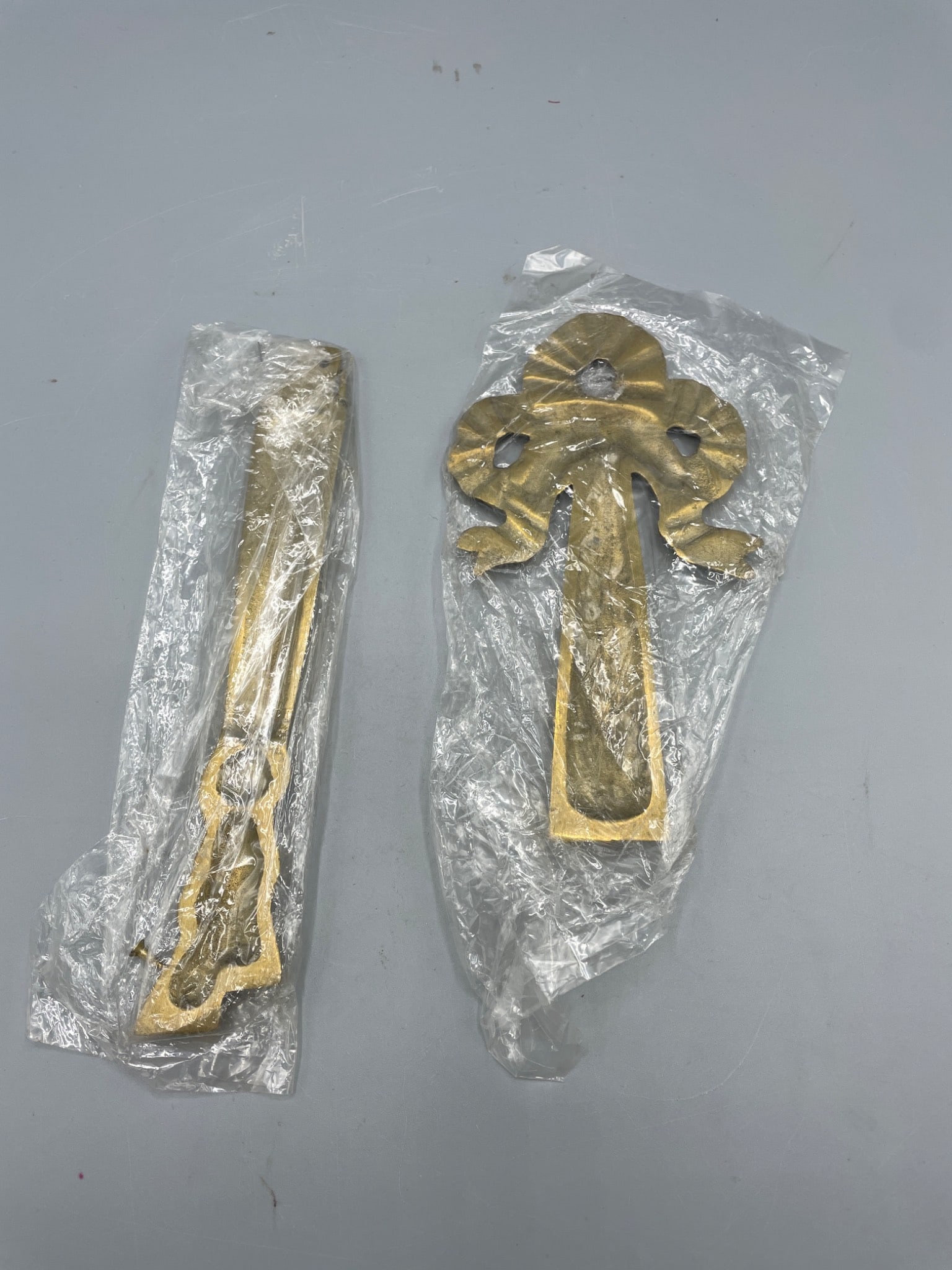 Gold-Tone Decorative Wall Plaque Components, Bow and Ribbon Motif - 2