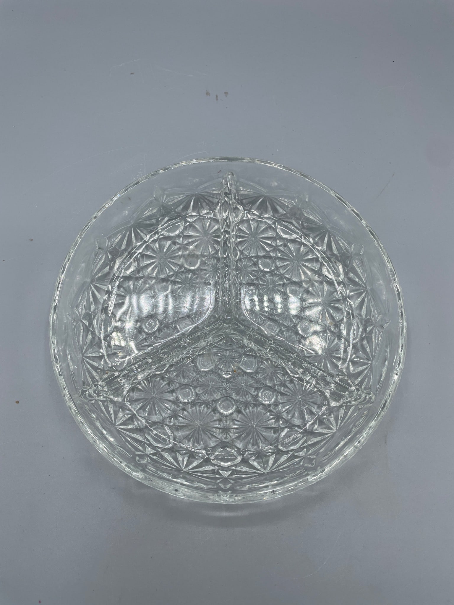Three-Section Crystal Bowl With Geometric Pattern - 2