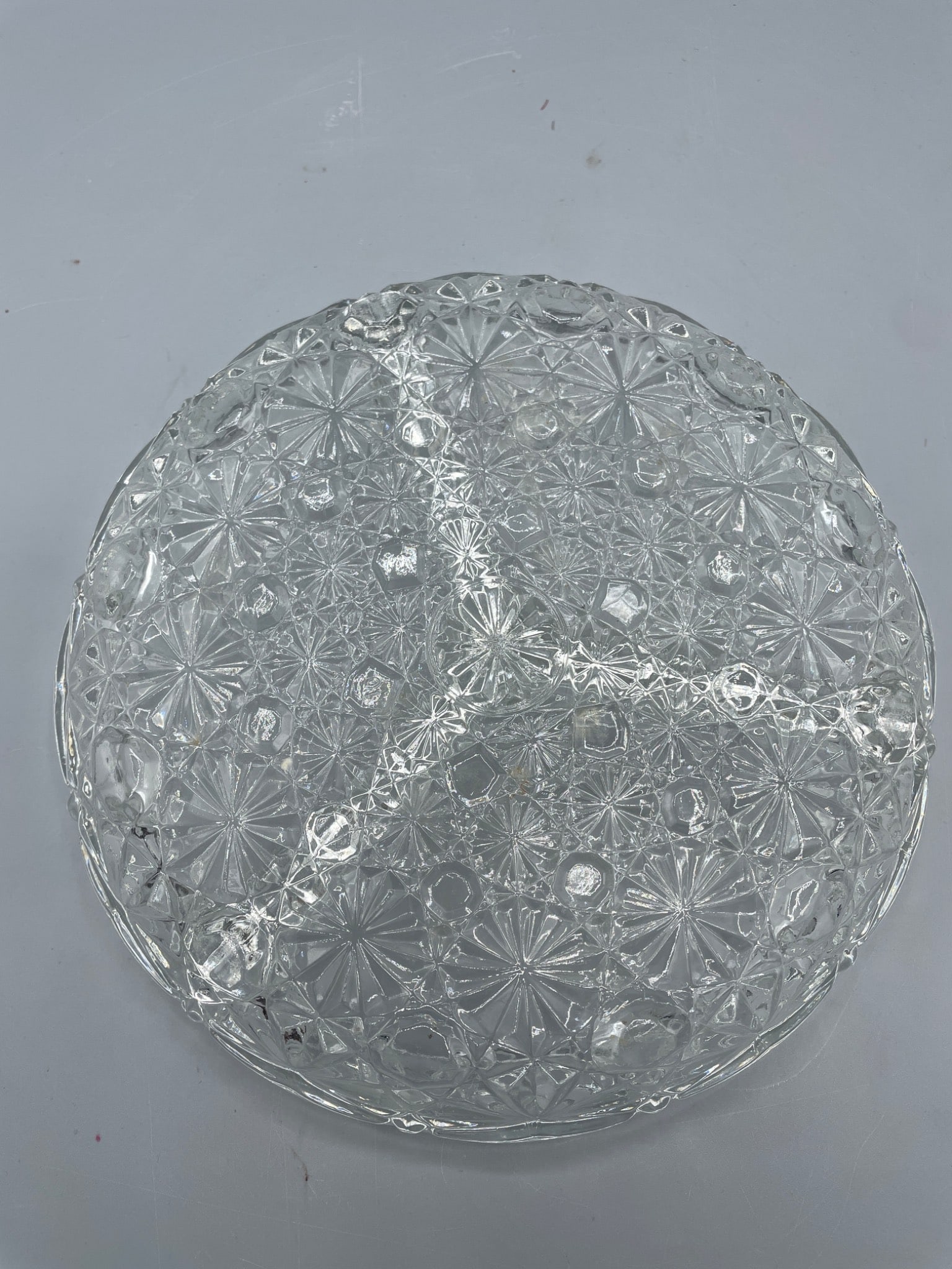 Three-Section Crystal Bowl With Geometric Pattern - 3