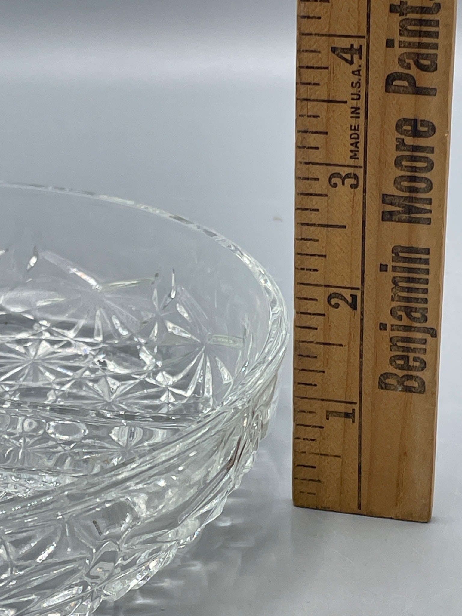 Three-Section Crystal Bowl With Geometric Pattern - 5