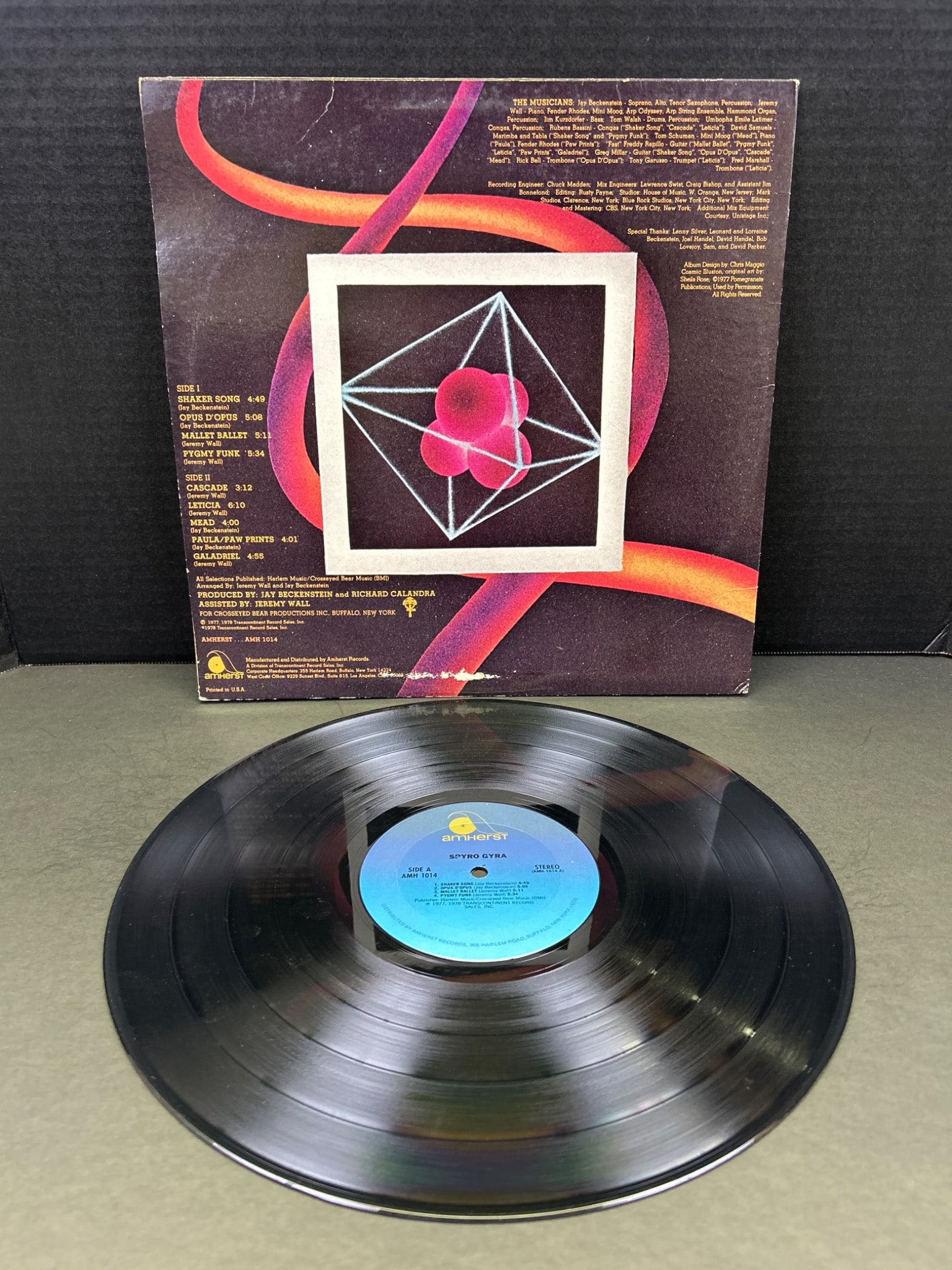 Spyro Gyra Vinyl Album with Outer Sleeve, Circa 1970s - 2