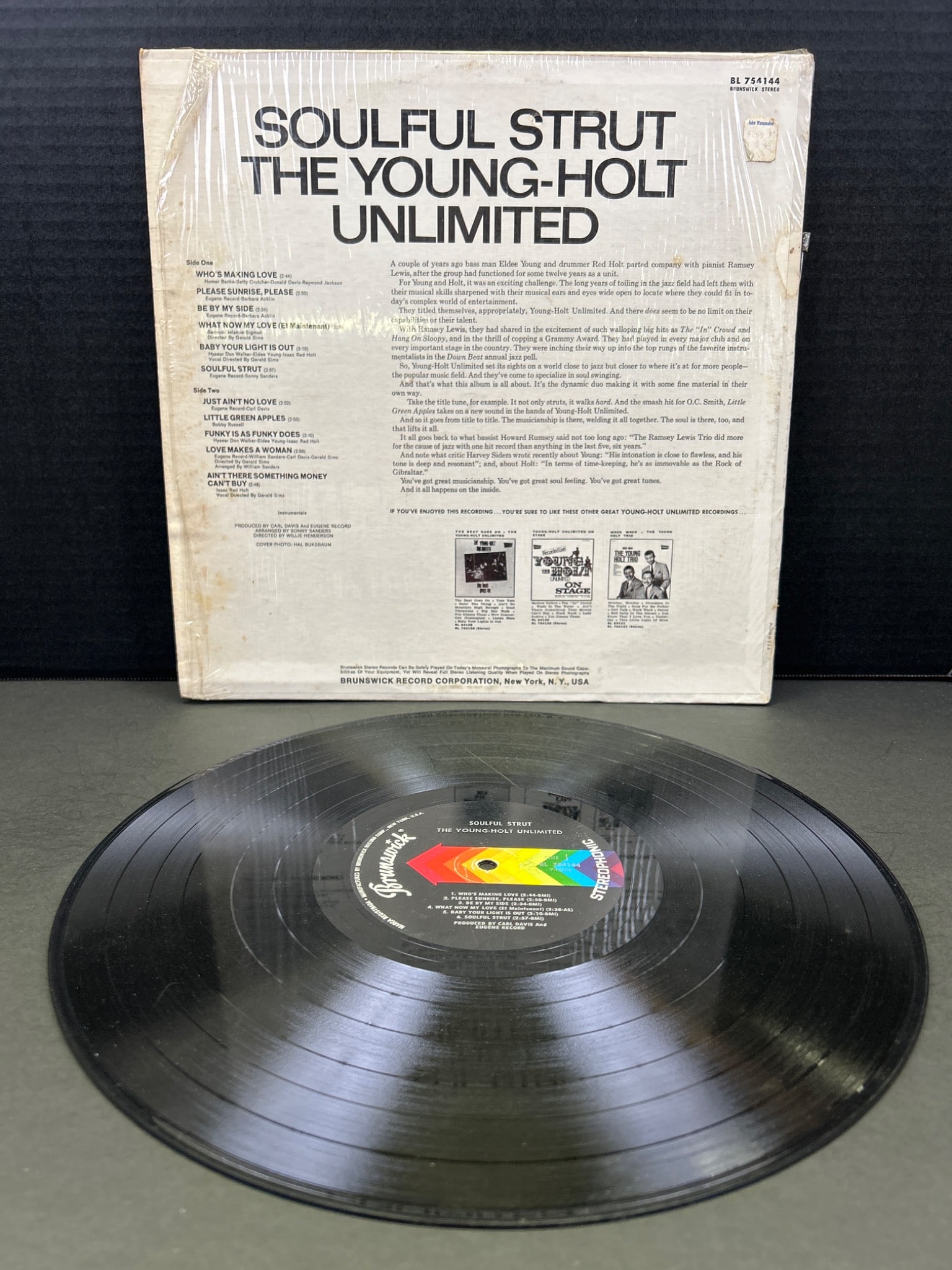 Soulful Strut Vinyl Record by Young-Holt Unlimited, Brunswick BL 754151 - 2