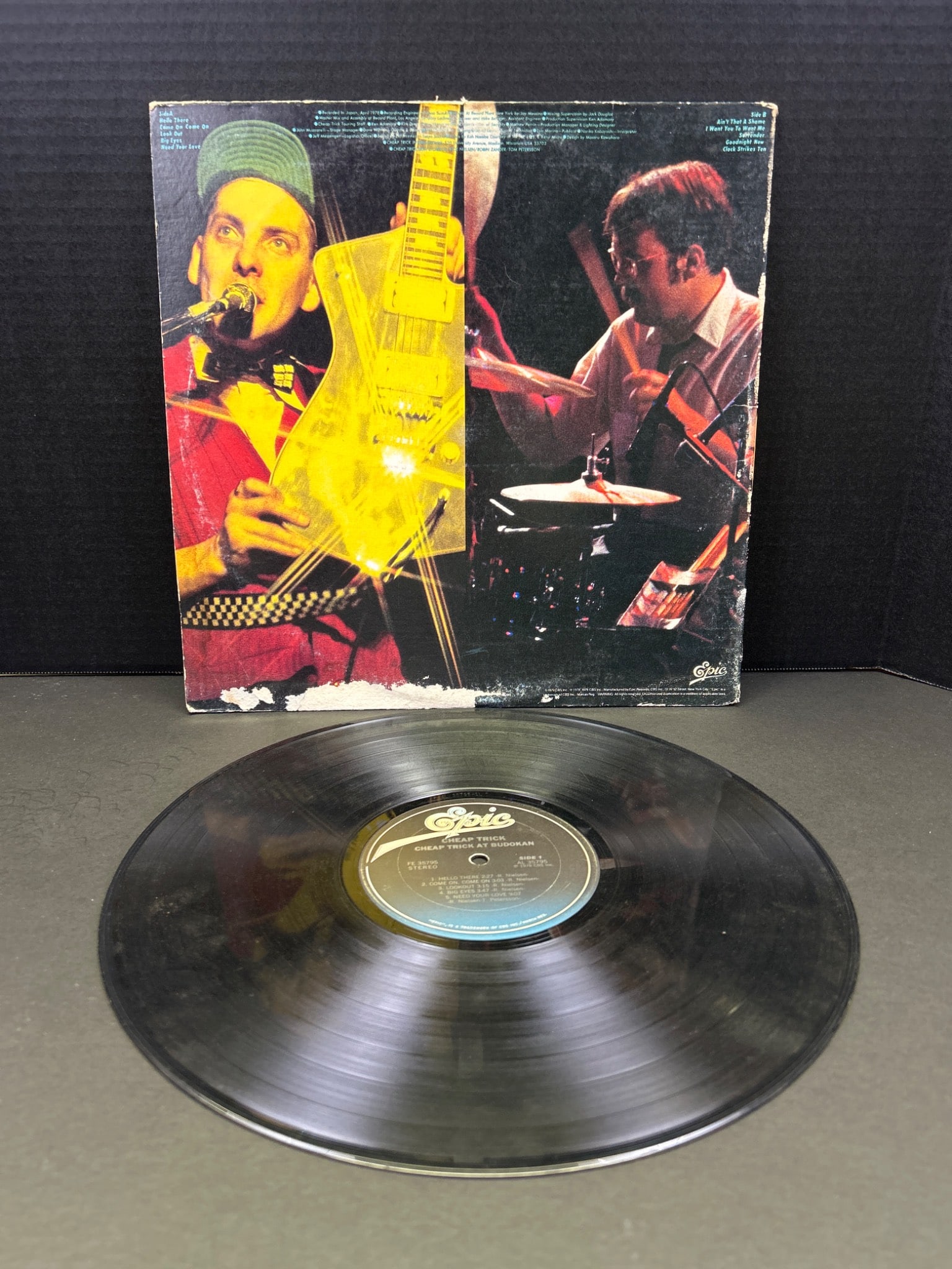 Cheap Trick 'At Budokan' Vinyl Record Album, 1978, Gatefold Edition - 2
