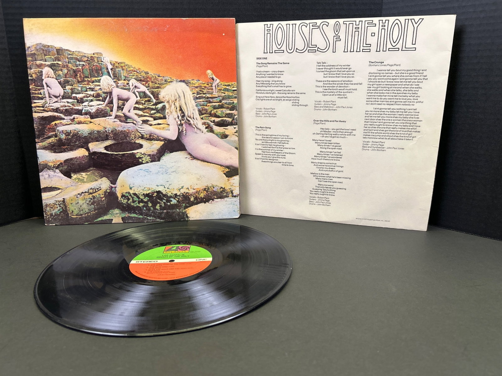 Led Zeppelin 'Houses of the Holy' Vinyl Record with Gatefold, 1973 Album (1 of 2)