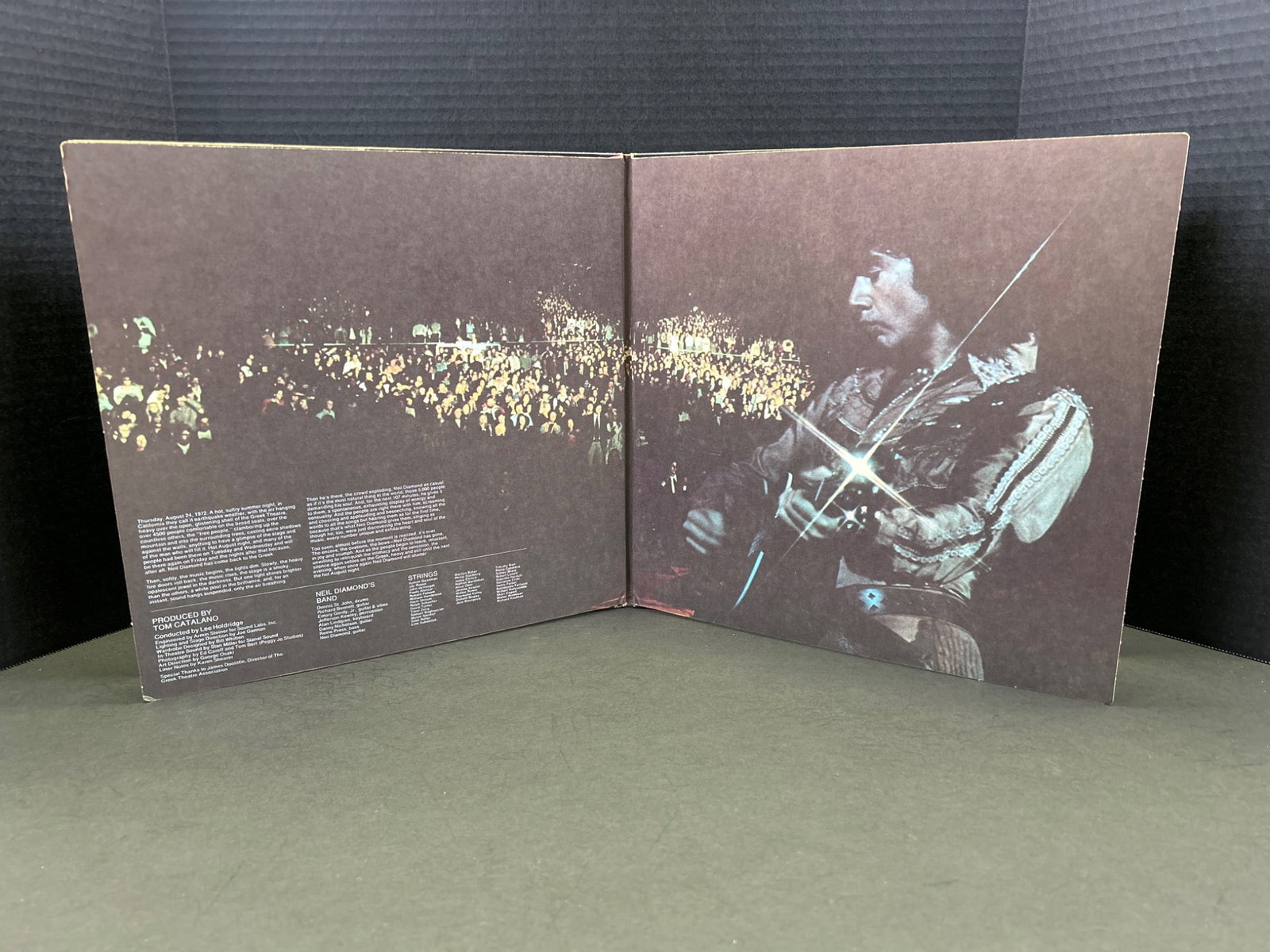 Neil Diamond 'Hot August Night' Double Vinyl LP Gatefold Album - 4