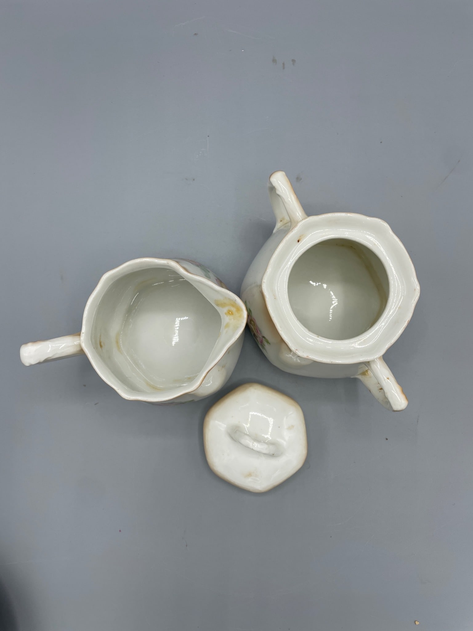 Porcelain Creamer and Covered Sugar Bowl Set with Floral Motif - 3