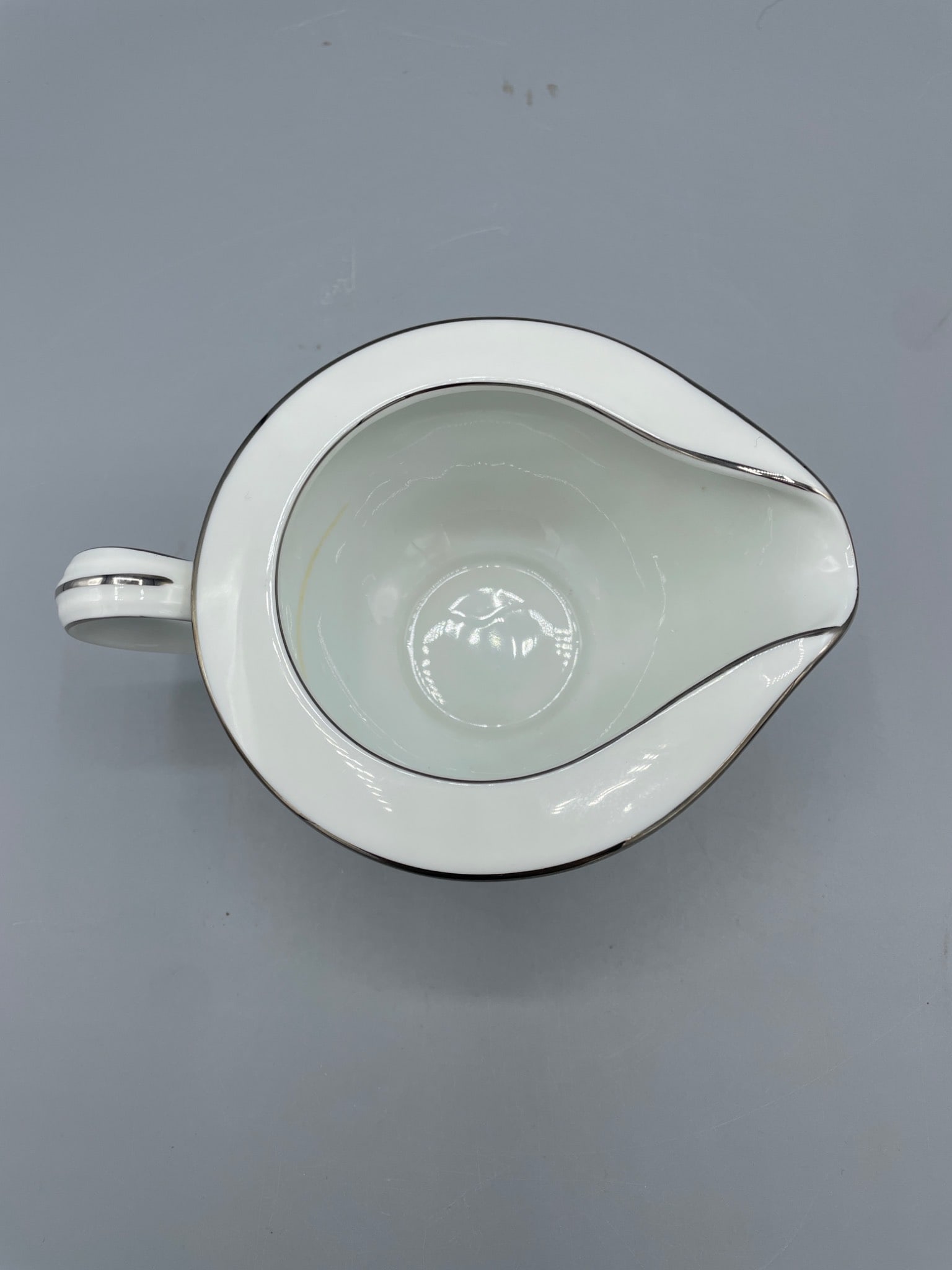 Noritake Envoy 6325 Gravy Boat with Silver Trim - 2