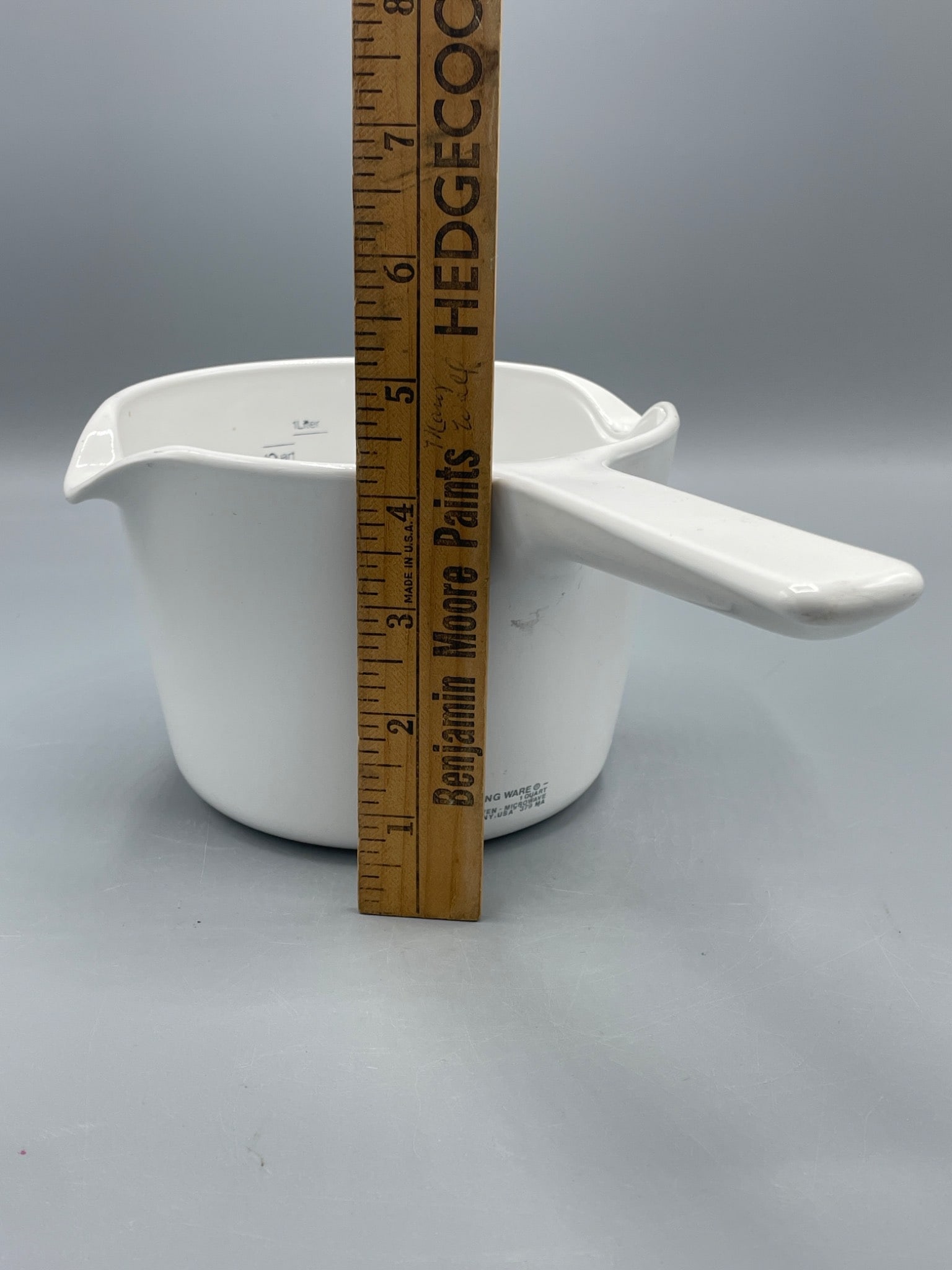 Corning Ware M-68-B 1-Quart Measuring Saucepan - 6