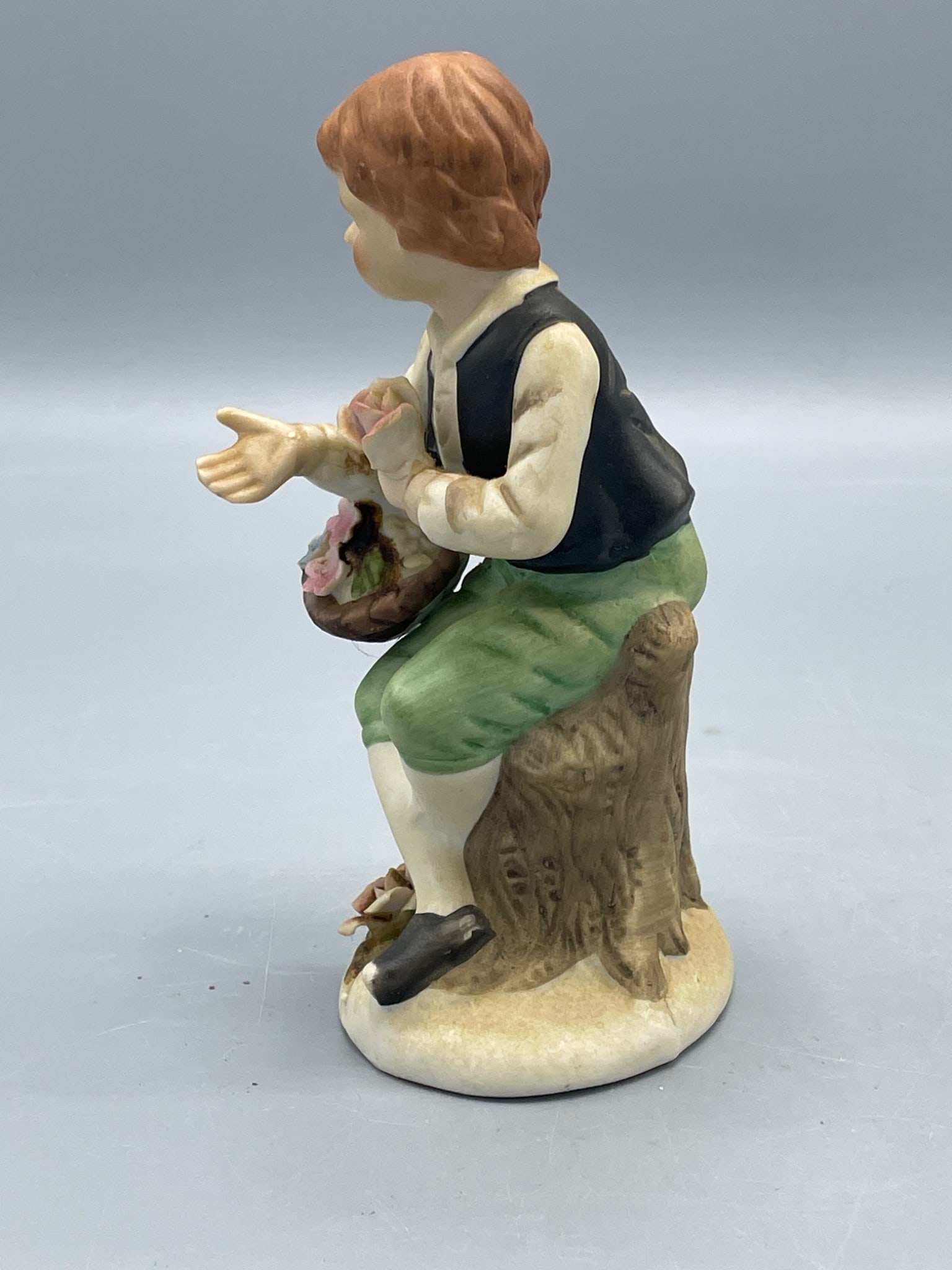 Hand-Painted Porcelain Figurine of a Boy With Basket of Flowers - 4