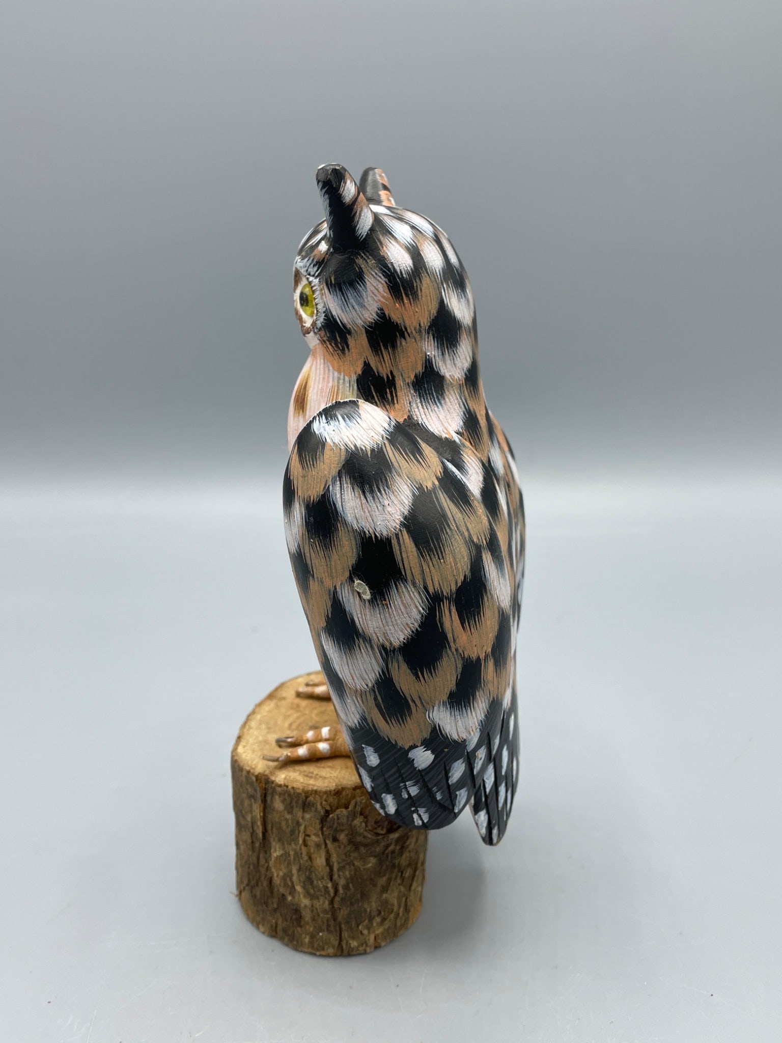Hand-Carved And Painted Owl Figurine On Wooden Base, 6-Inch Height - 2