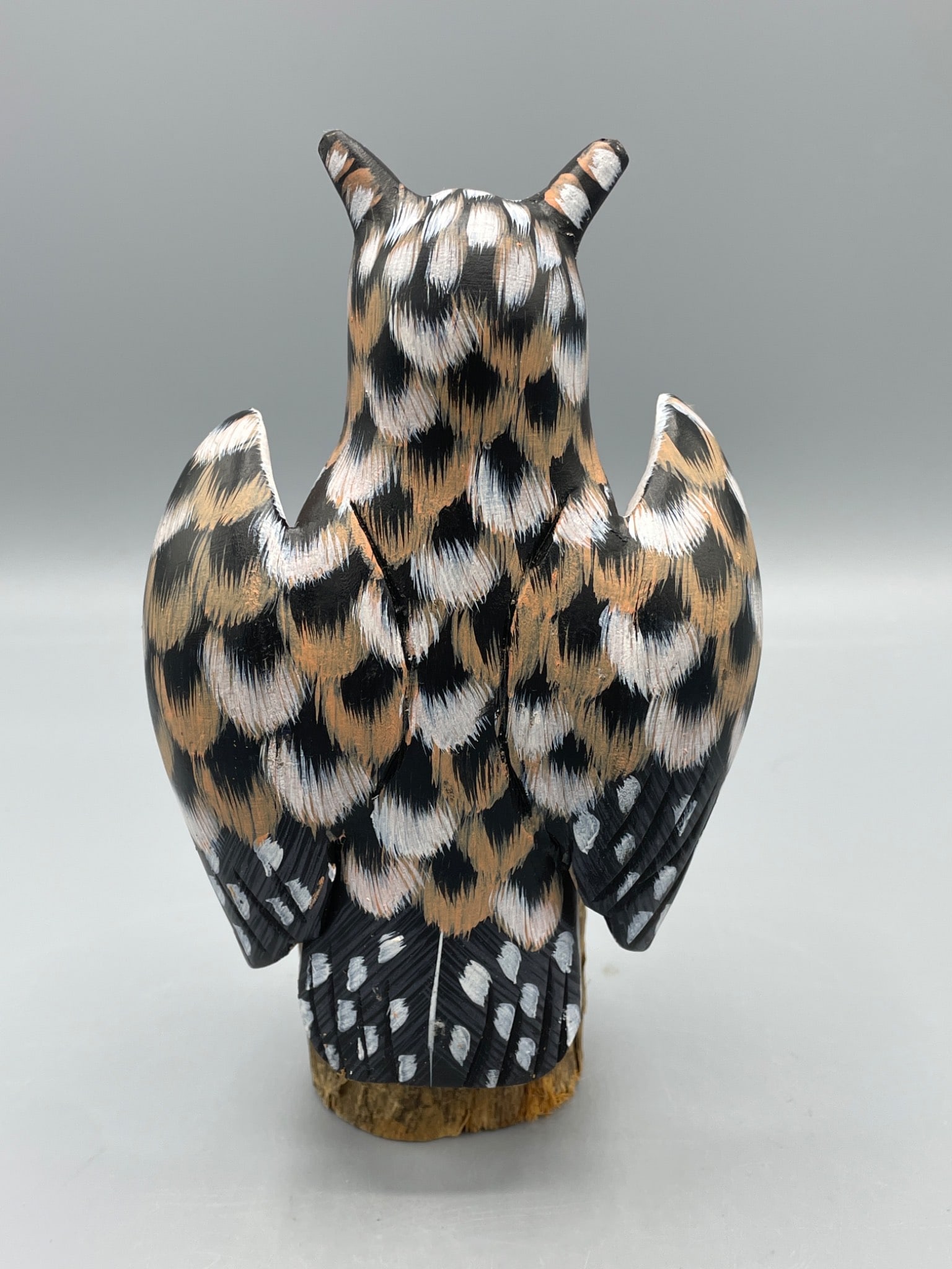 Hand-Carved And Painted Owl Figurine On Wooden Base, 6-Inch Height - 3