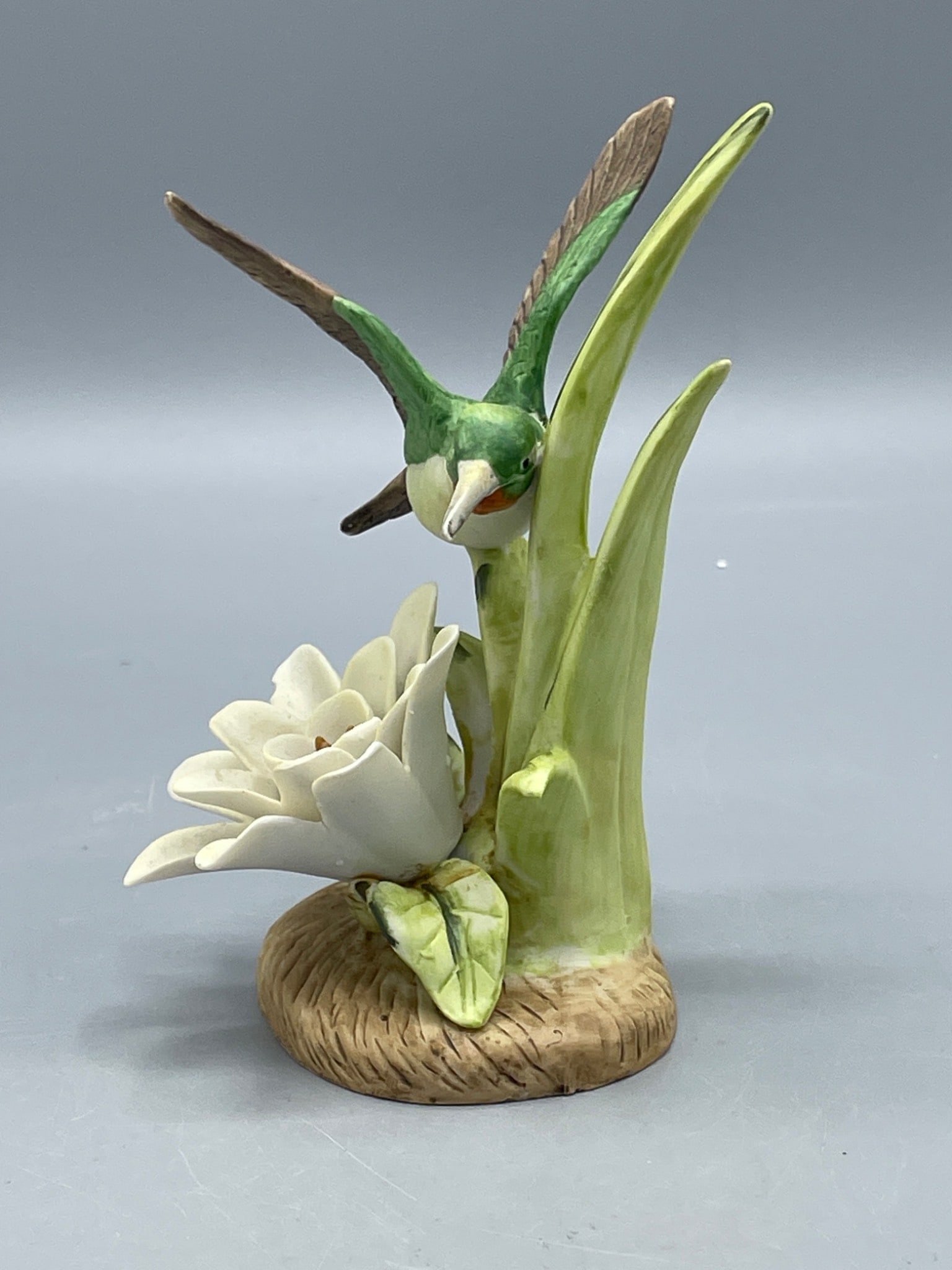 Royal Windsor 'Birds in Flight' Collection Figurine - 'Flight to Spring' - 2