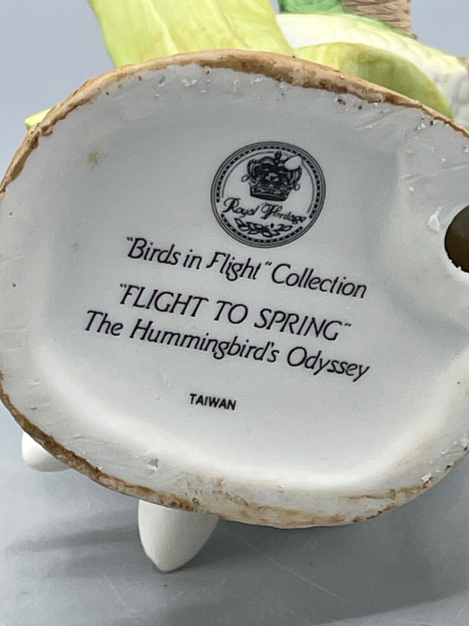 Royal Windsor 'Birds in Flight' Collection Figurine - 'Flight to Spring' - 6