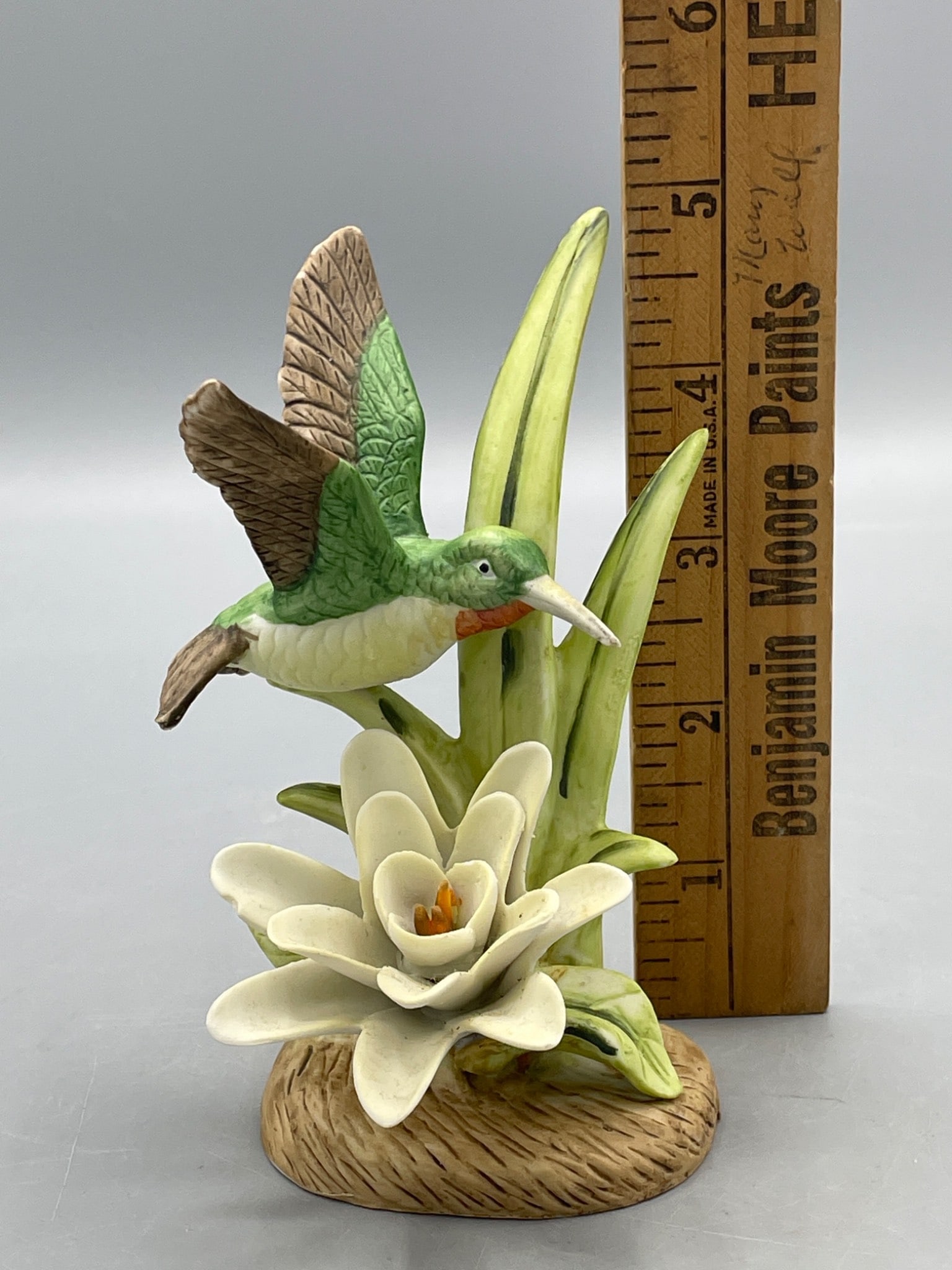 Royal Windsor 'Birds in Flight' Collection Figurine - 'Flight to Spring' - 7