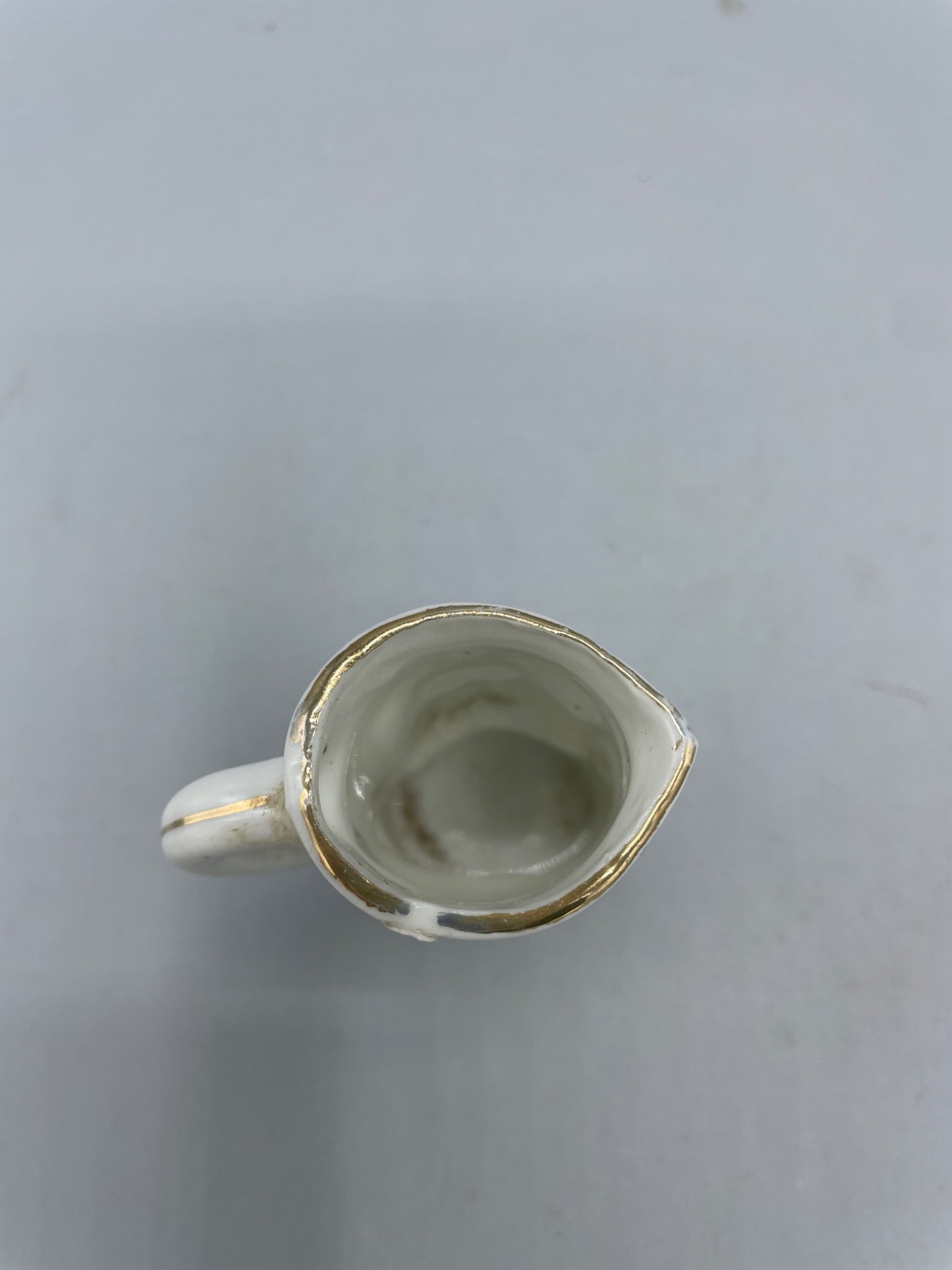 Small Porcelain Creamer With Gold Accents, Marked 'Made In Occupied Japan' - 3