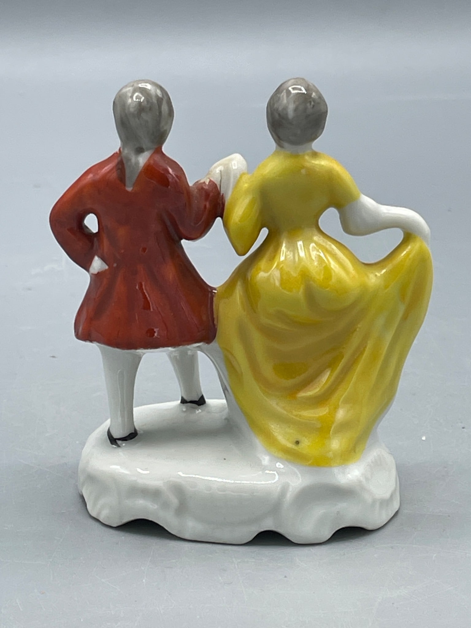 Porcelain Figurine of Couple in 18th-Century Attire, Made in Japan - 2