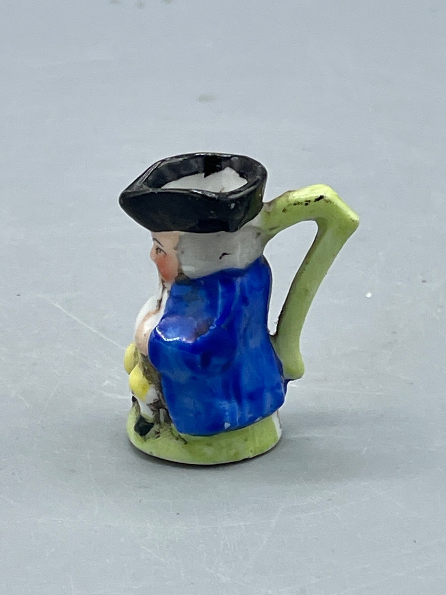 Ceramic Miniature Figurine in the Shape of a Toby Jug With Tricorn Hat - 2