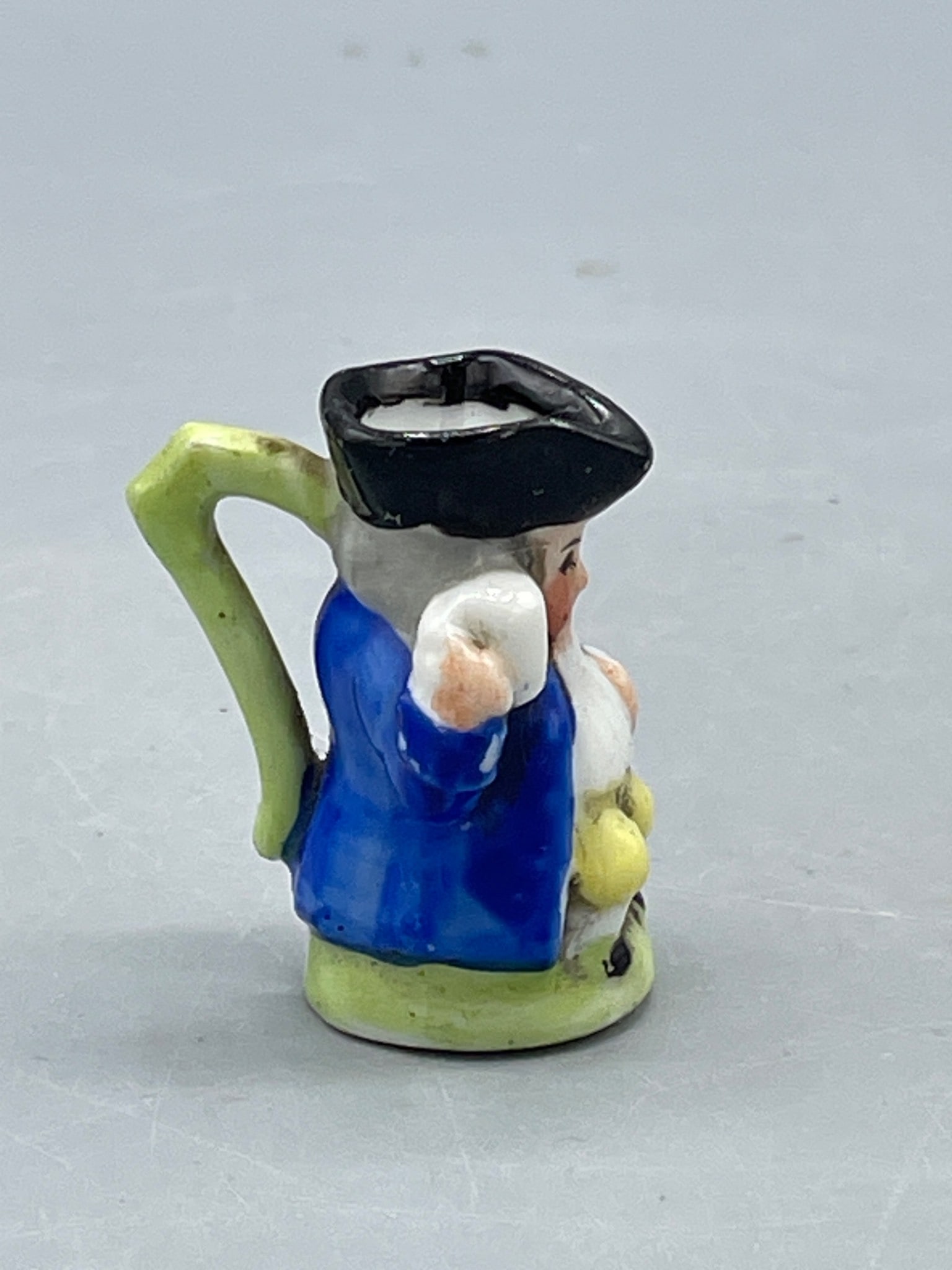 Ceramic Miniature Figurine in the Shape of a Toby Jug With Tricorn Hat - 3
