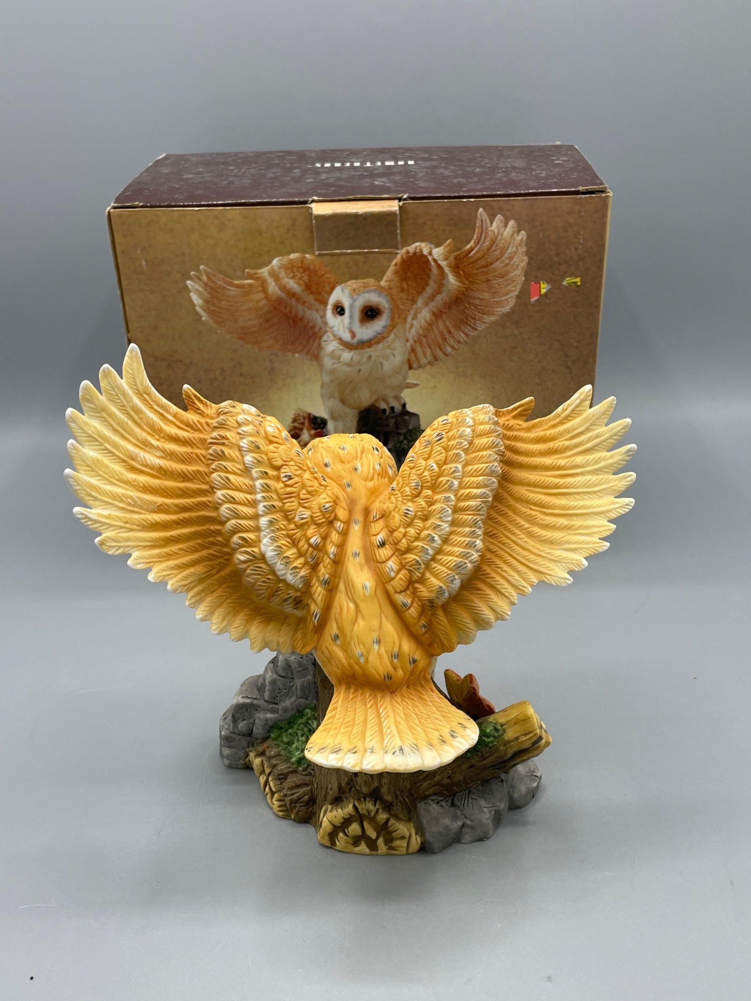 Hometrends Porcelain Single Owl Figurine with Original Box - 3
