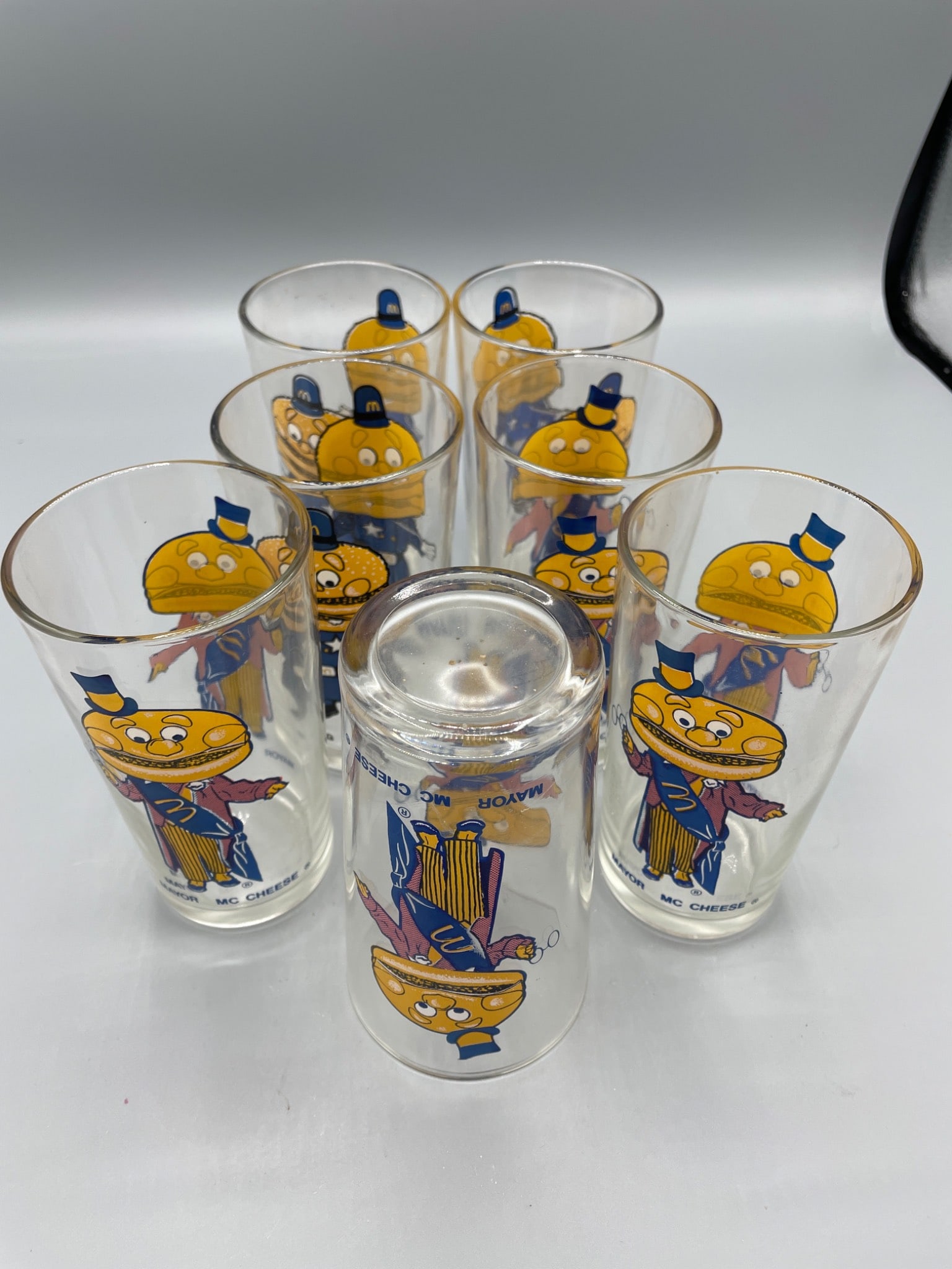 7 Mayor McCheese Drinking Glasses with Gold Rim, McDonaldâ€™s Collectibles - 4
