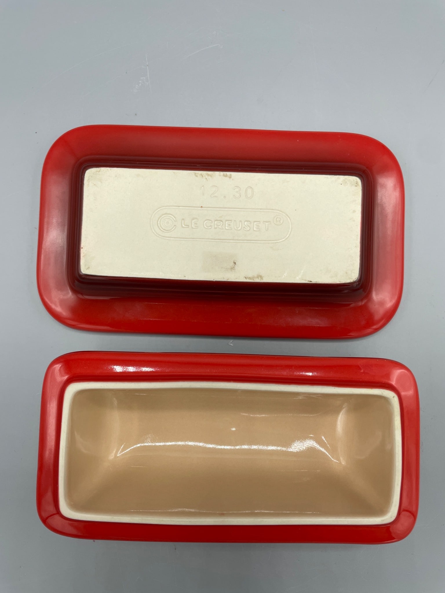 Le Creuset Stoneware Butter Dish, Model 12.30, Red and Beige - 4