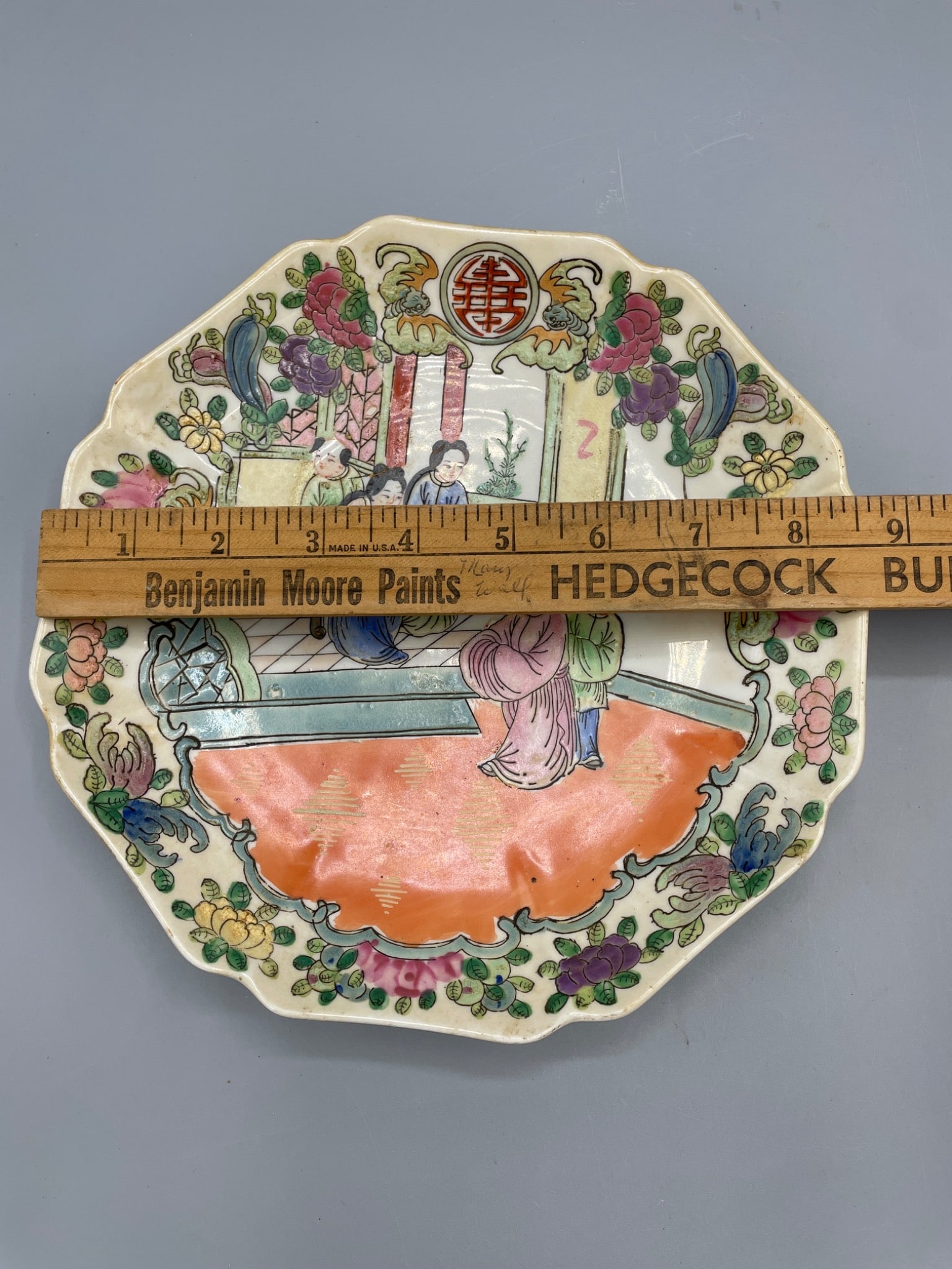 Porcelain Plate with Hand-Painted Designs, Macau Production - 5