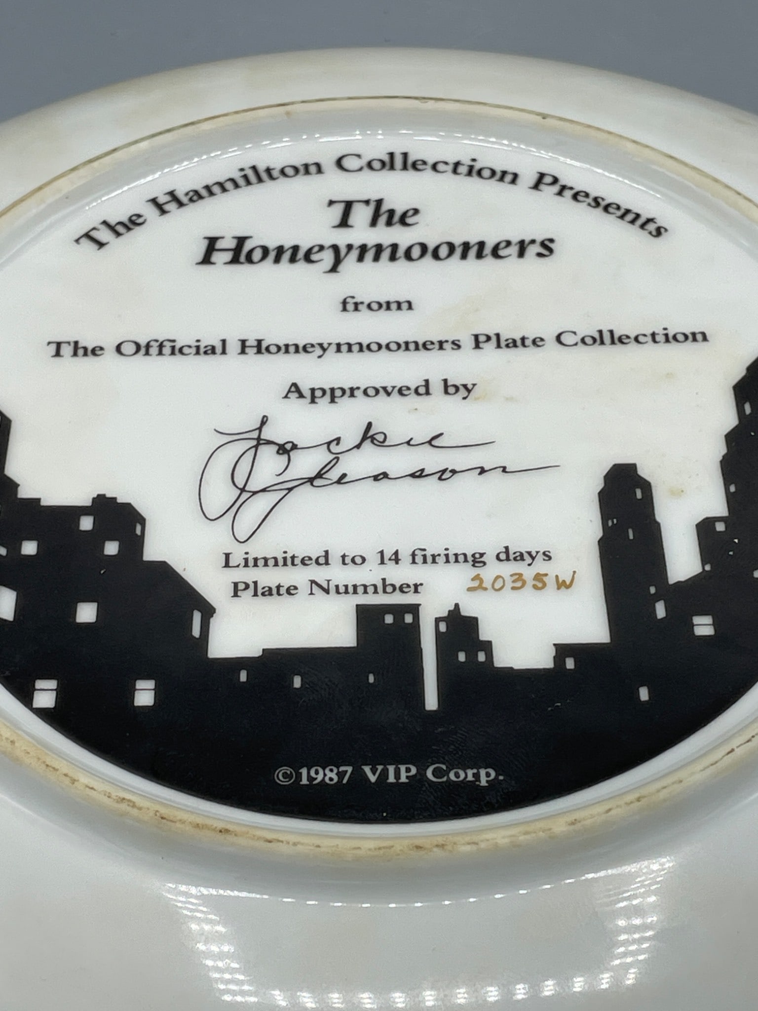 1987 The Honeymooners Collector Plate by Hamilton Collection - 4