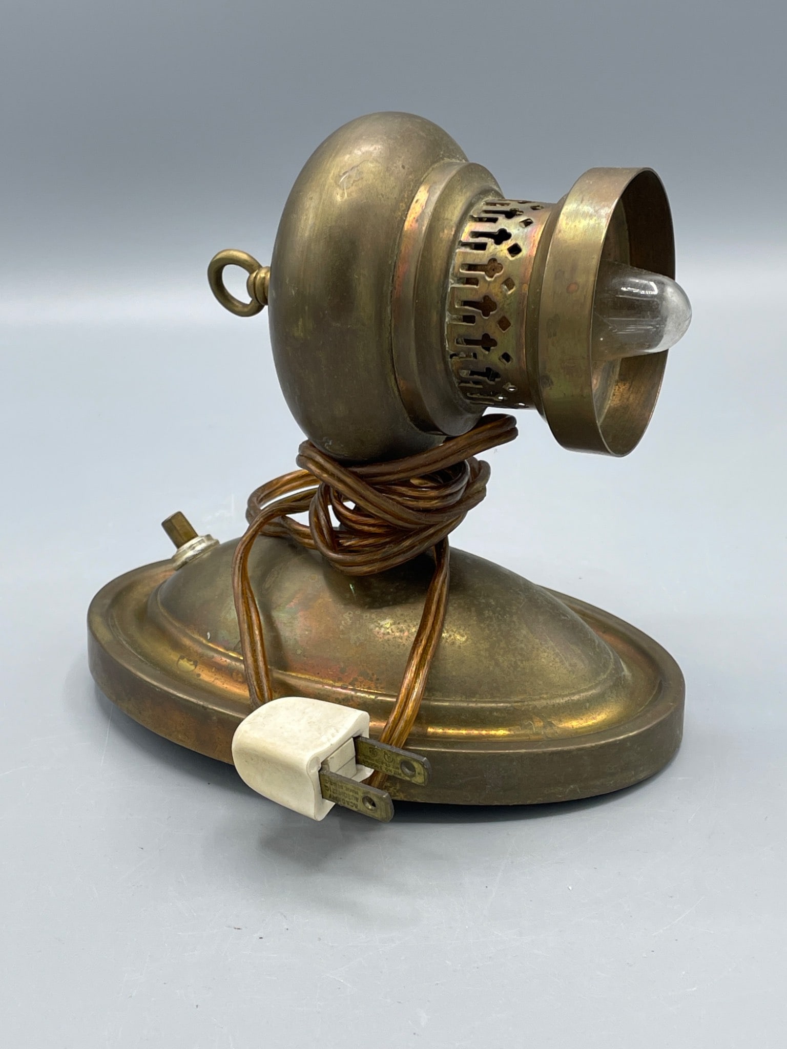 Brass Wall-Mounted Light Fixture With Electrical Wiring - 2