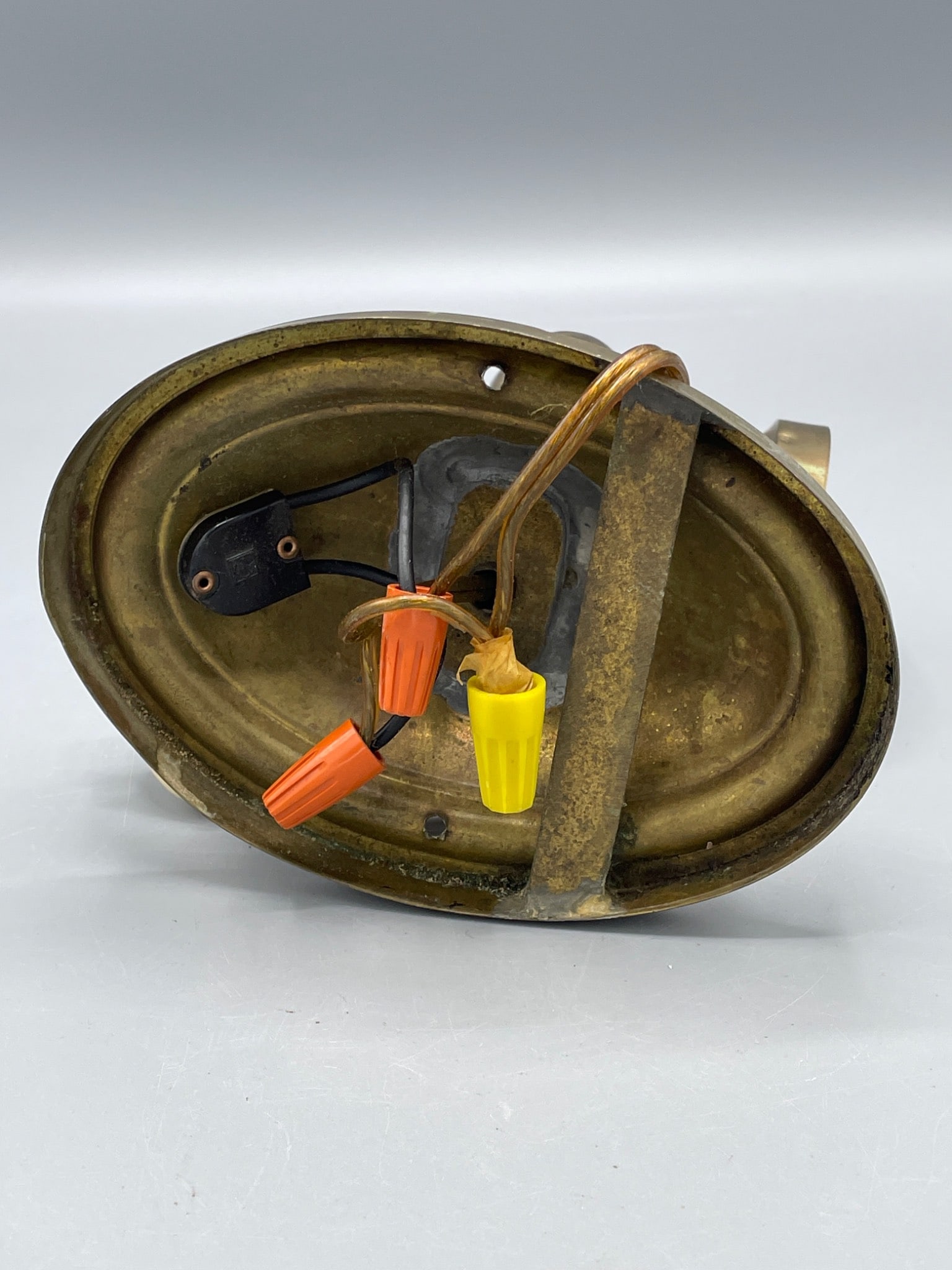 Brass Wall-Mounted Light Fixture With Electrical Wiring - 3
