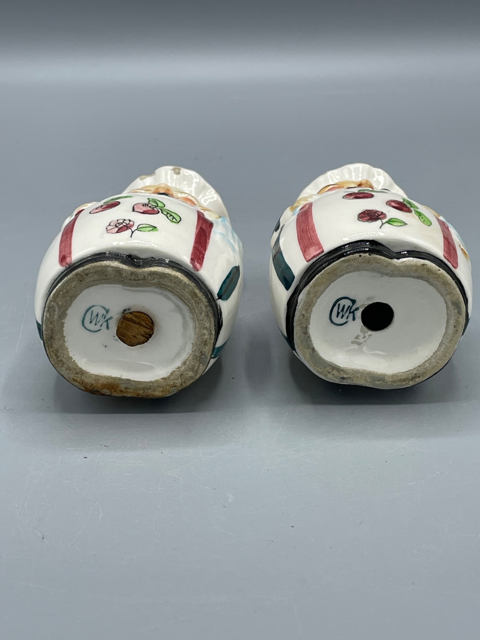 Porcelain Salt and Pepper Shakers with Chef Motif and Maker's Mark (WK) - 3
