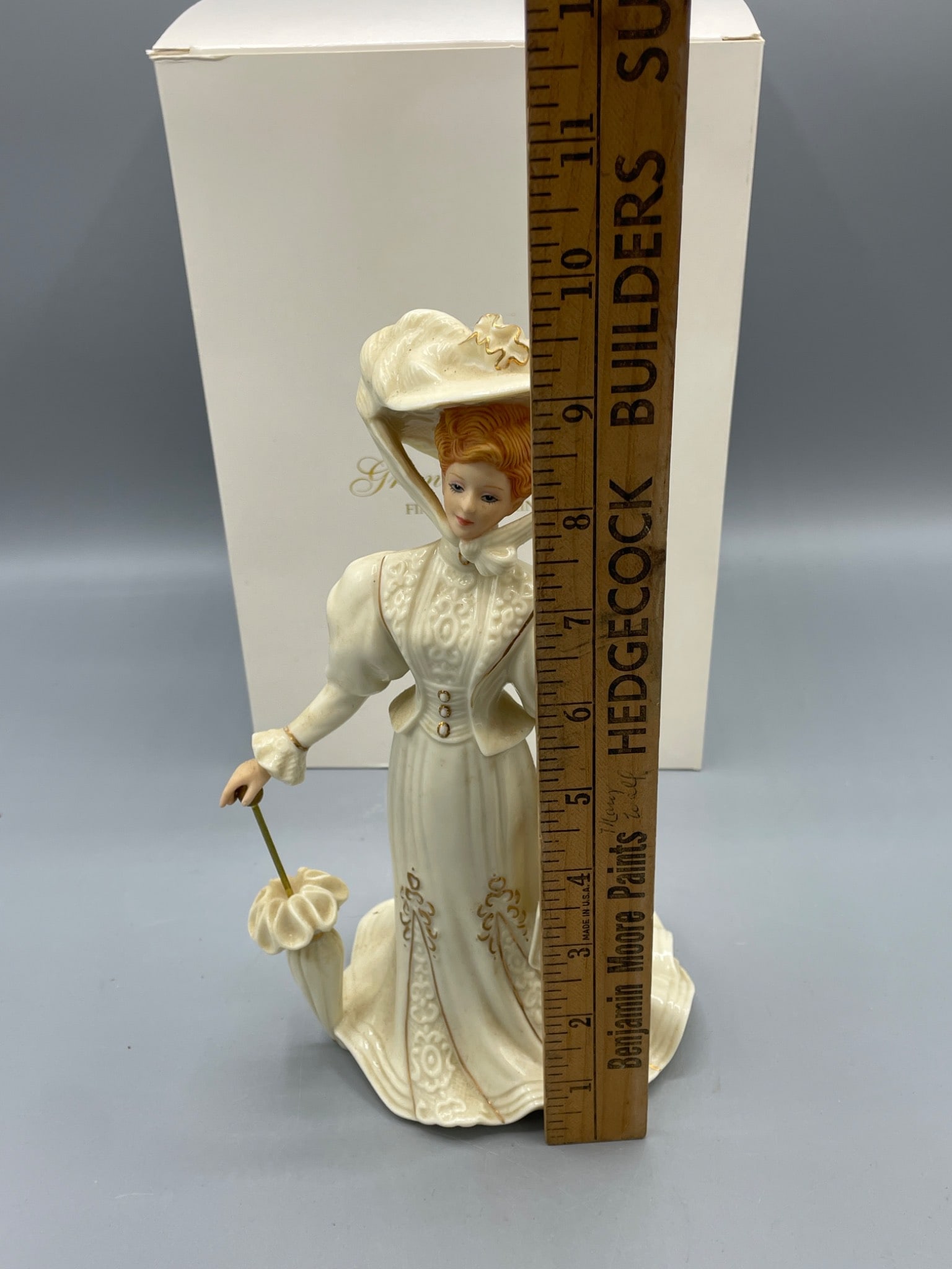 Lenox Grand Voyage Fine Porcelain Figurine, 1993 - 7