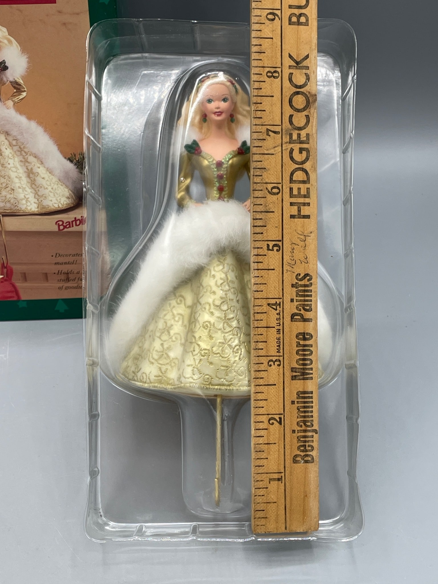 Happy Holidays Barbie Stocking Hanger with Original Box - 6