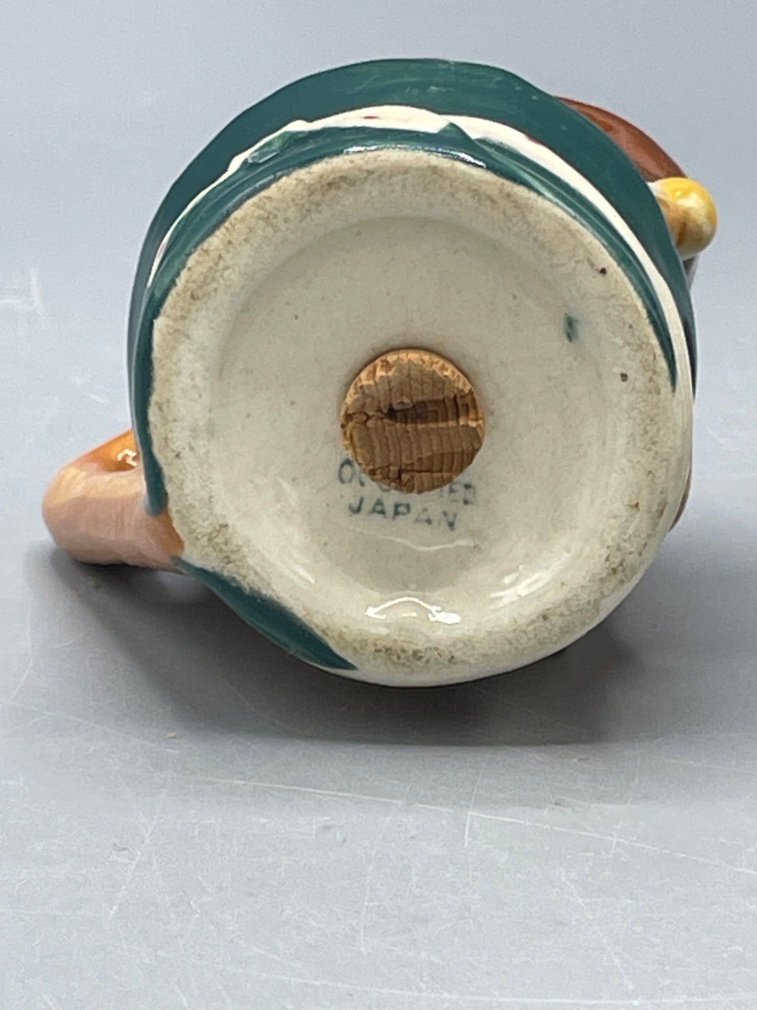 Ceramic Salt and Pepper Shakers in Old Sailor Design, Made in Japan - 5