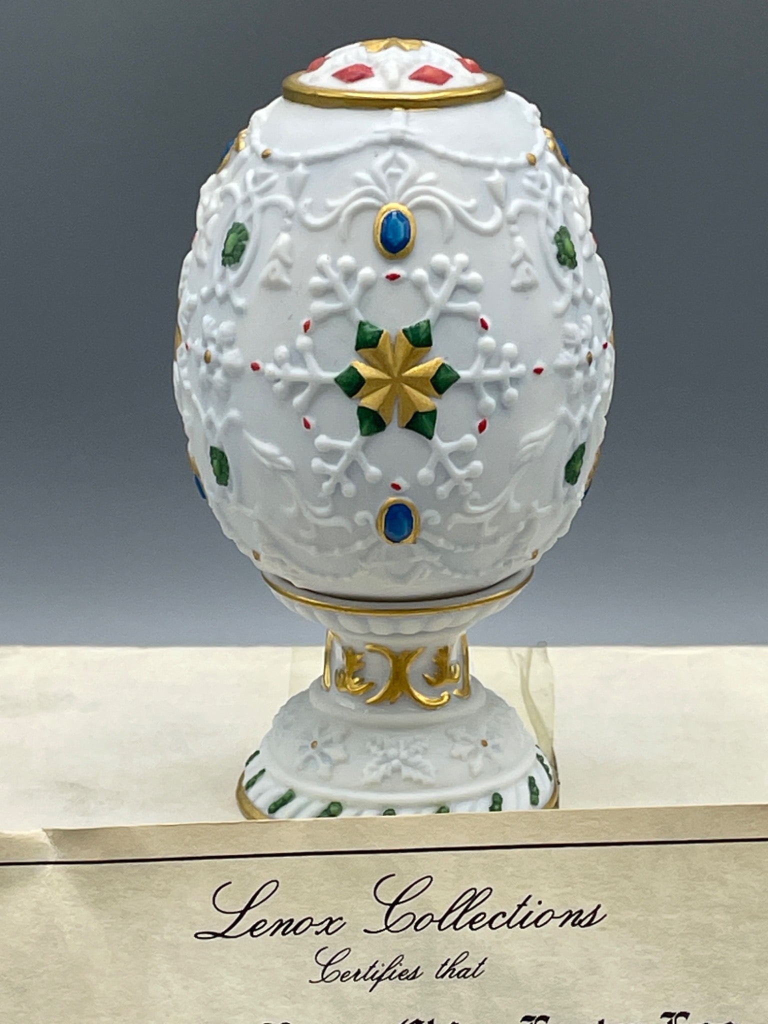 1990 Lenox China Easter Egg 'Gathering Memories' Handcrafted with 24K Gold - 4