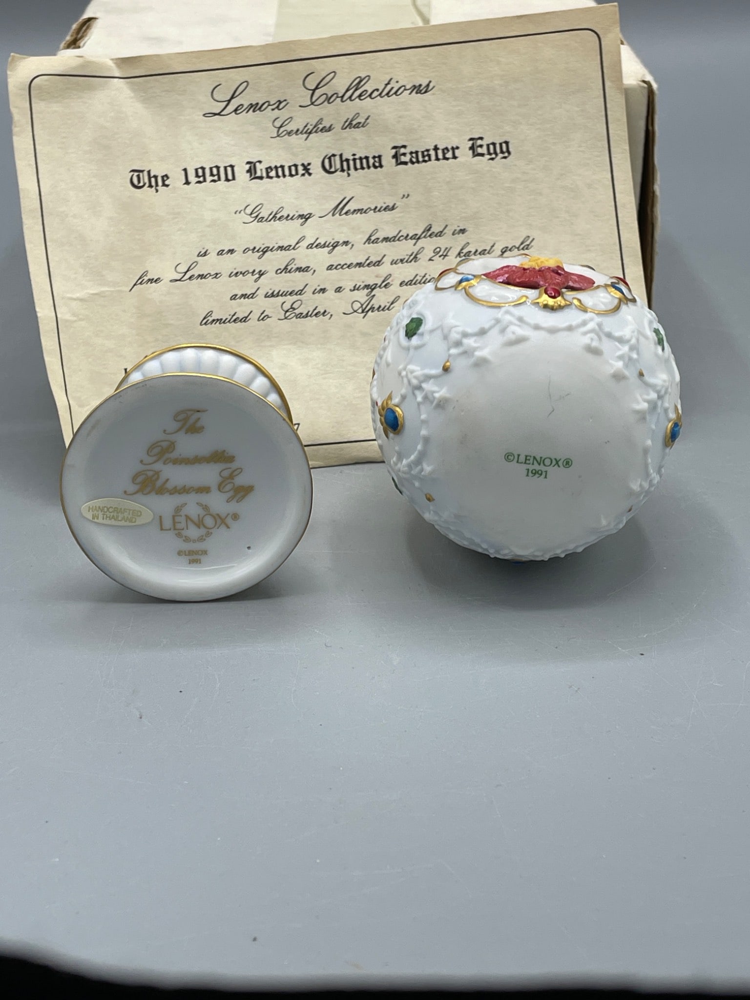 1990 Lenox China Easter Egg 'Gathering Memories' Handcrafted with 24K Gold - 5