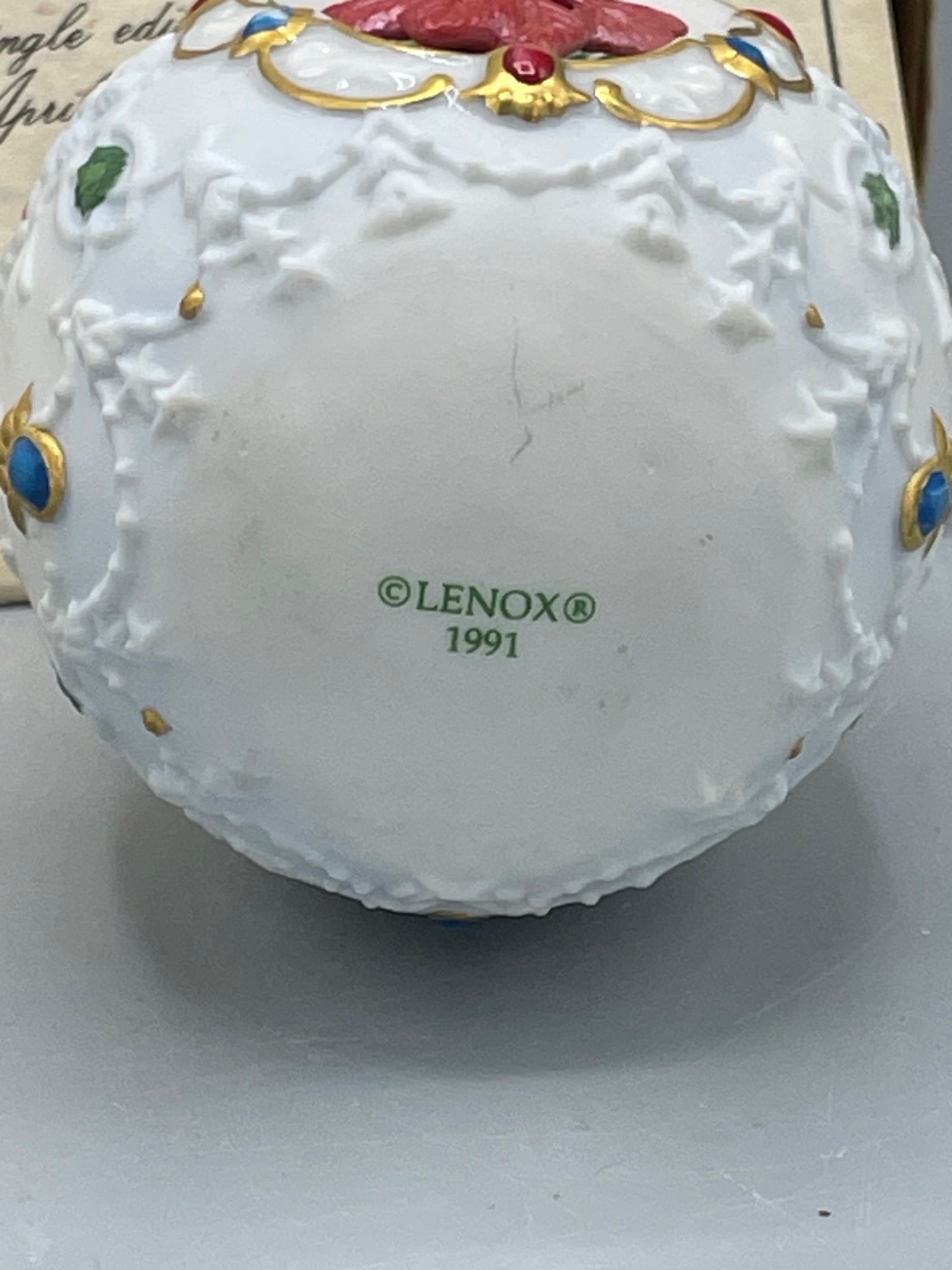 1990 Lenox China Easter Egg 'Gathering Memories' Handcrafted with 24K Gold - 6