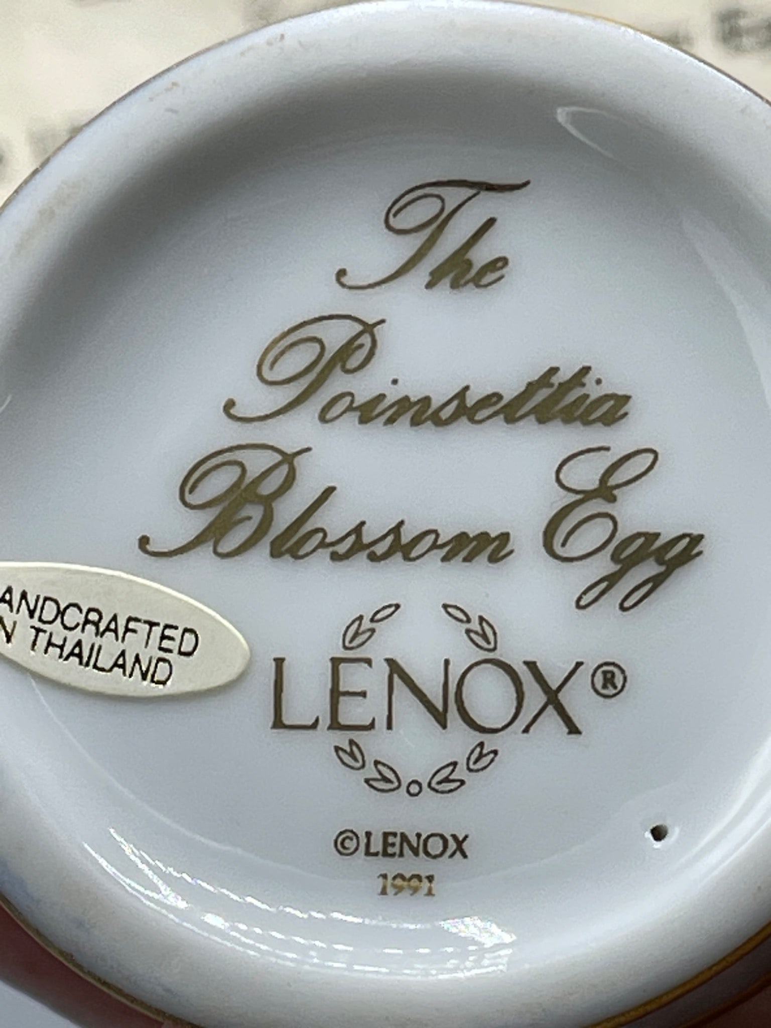 1990 Lenox China Easter Egg 'Gathering Memories' Handcrafted with 24K Gold - 7