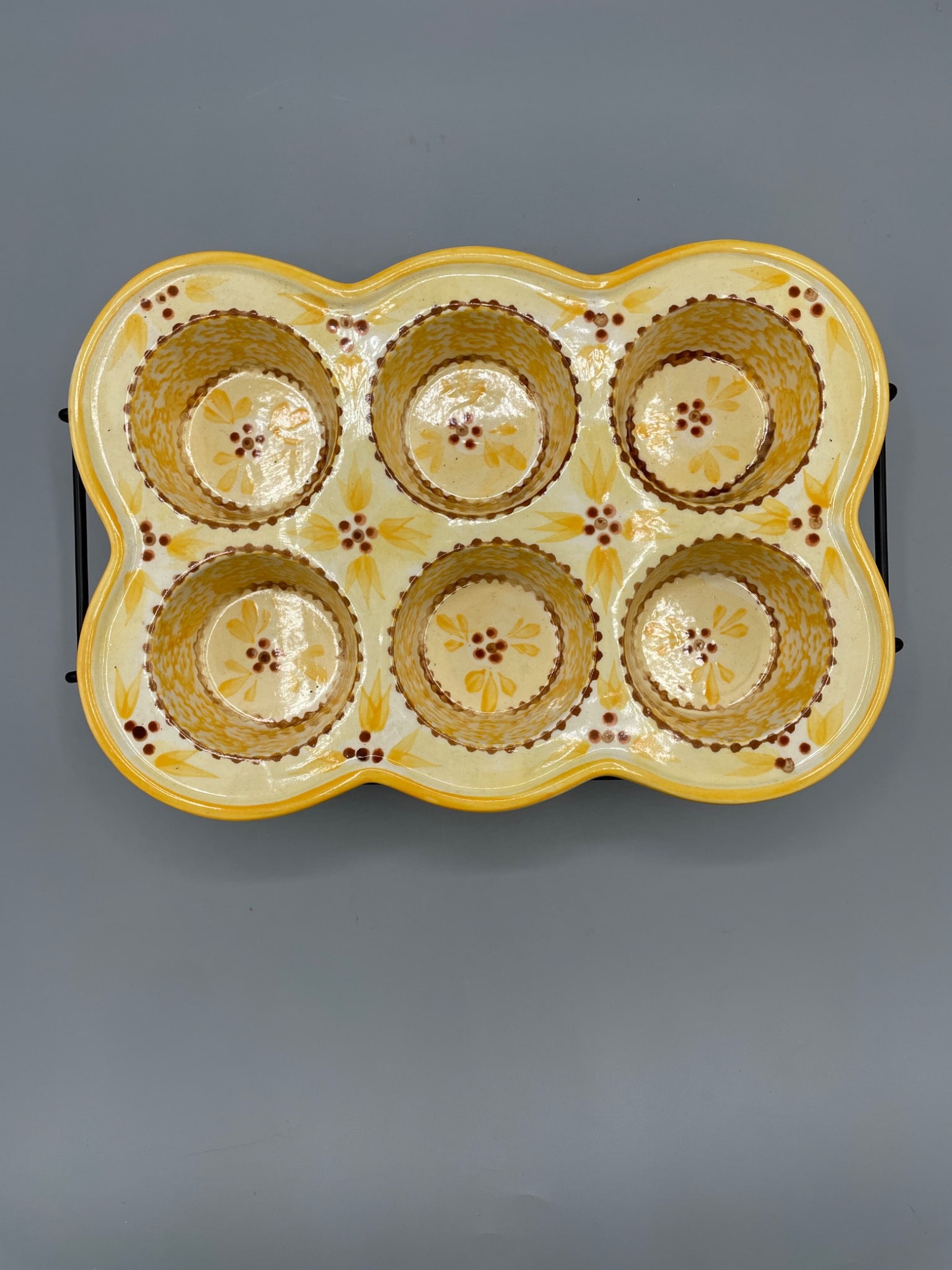 Temp-tations by Tara Old World 6-Cup Presentable Ovenware with Metal Rack - 2