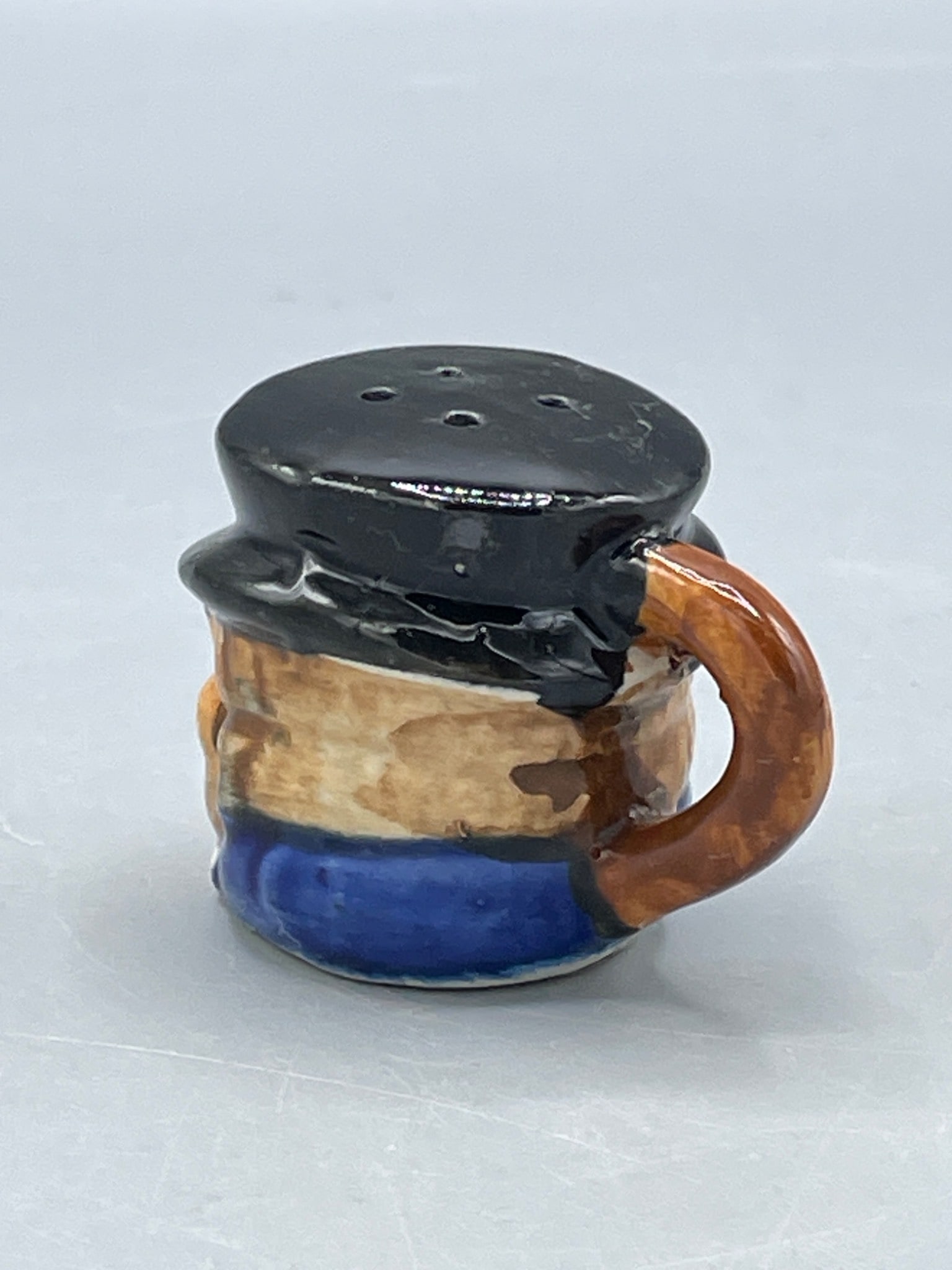 Hand-Painted Ceramic Salt or Pepper Shaker with Handle, Made in Japan - 2