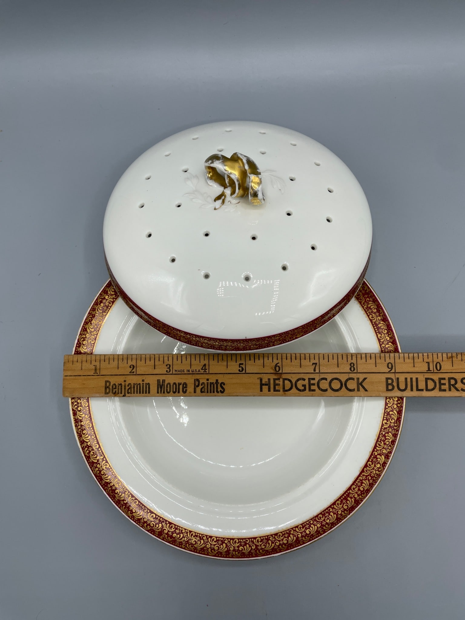 GDA Limoges Porcelain Covered Dish With Perforated Lid and Gold Trim - 7