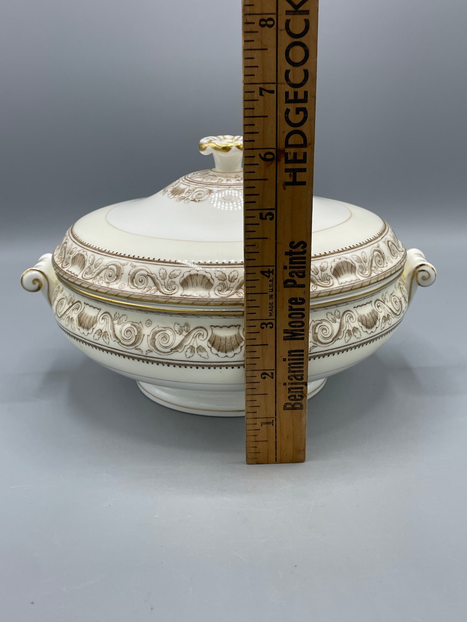 Wedgwood Bone China Covered Dish with Decorative Motif, Made in England - 7