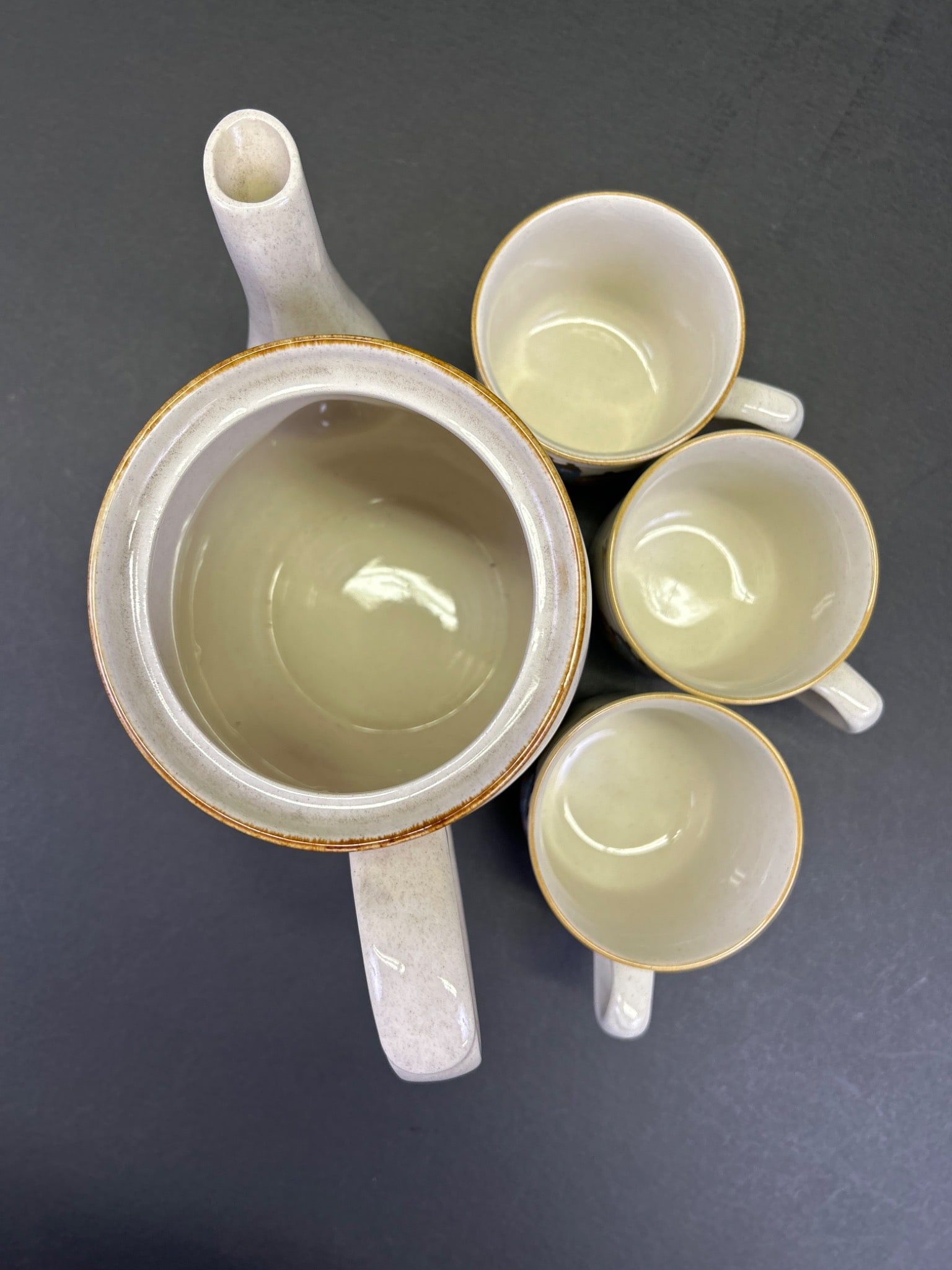 Hallmark Cottage Collection Tea Set with Teapot and 3 Cups - 4
