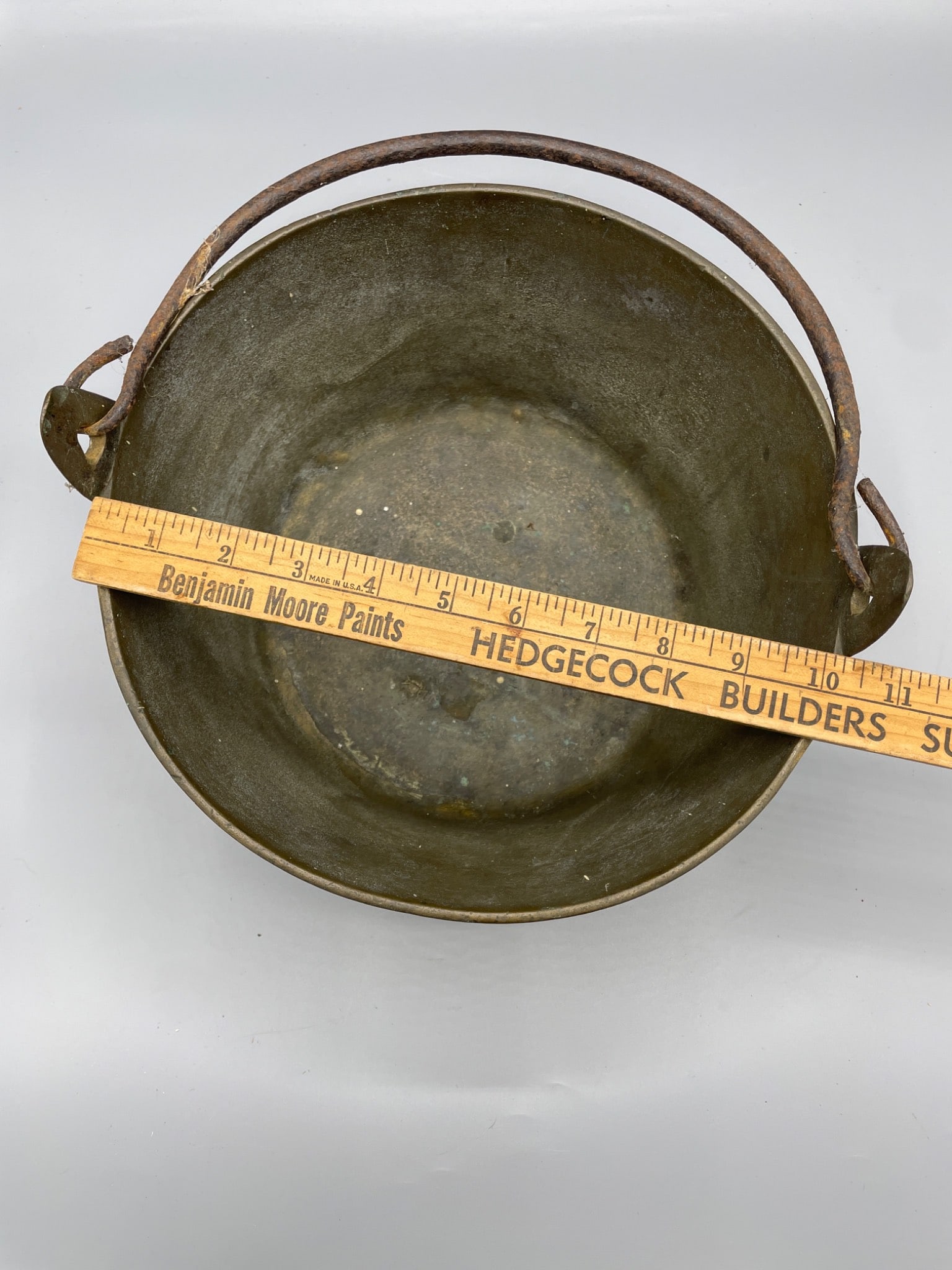 Solid brass Pot with Iron Handle, Approximately 9-Inch Diameter - 7