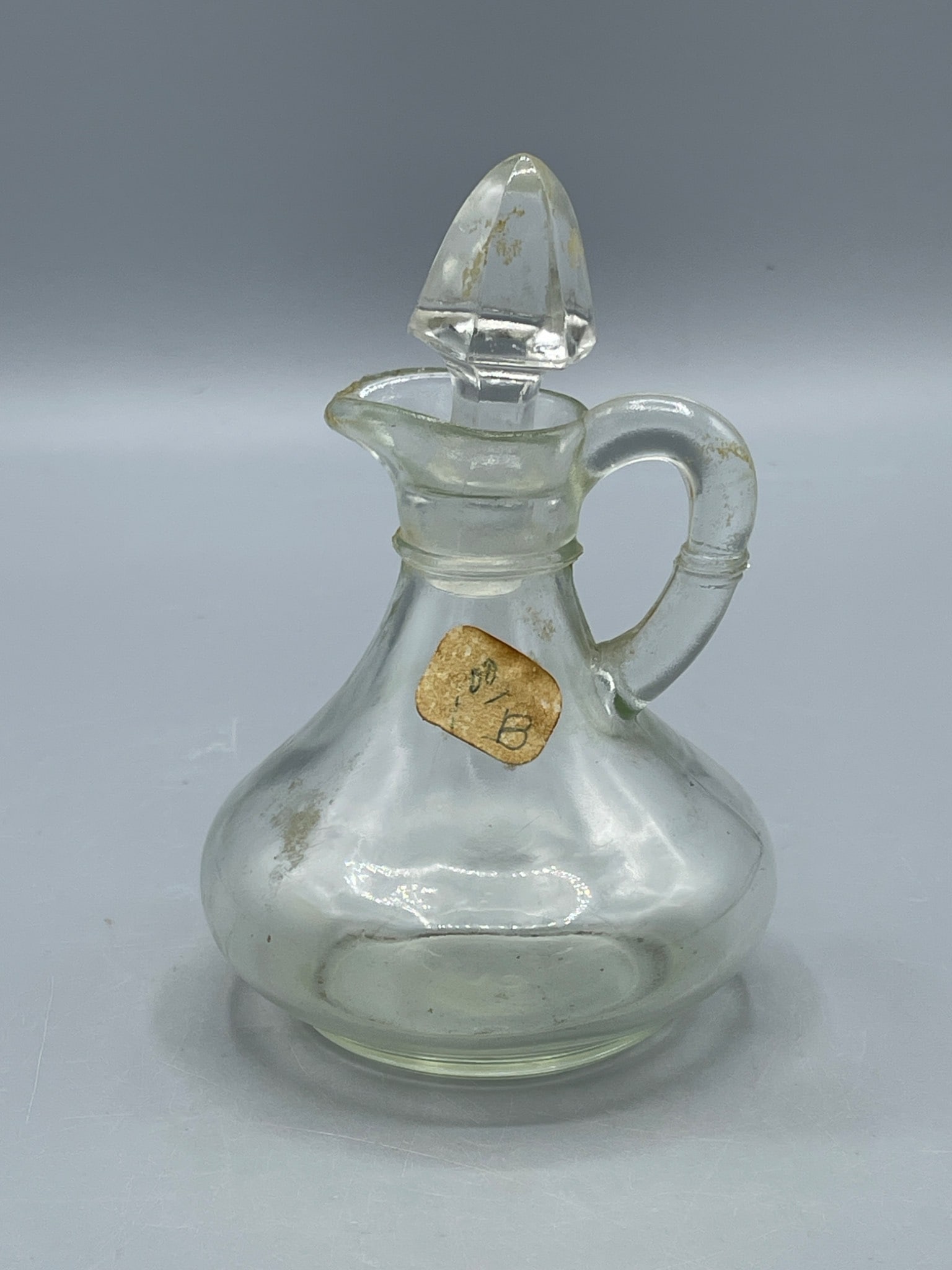 Small Clear Glass Decanter with Handle and Stopper - 2