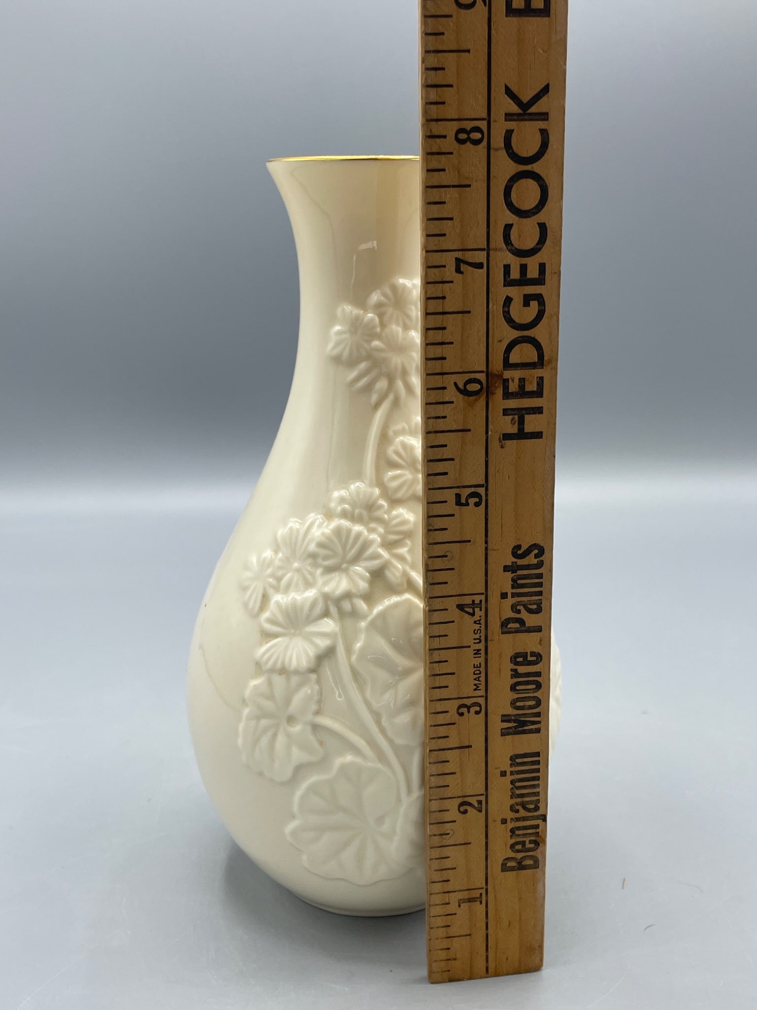 Lenox Countess Vase Hand Decorated With 24K Gold, 7 Inches - 6
