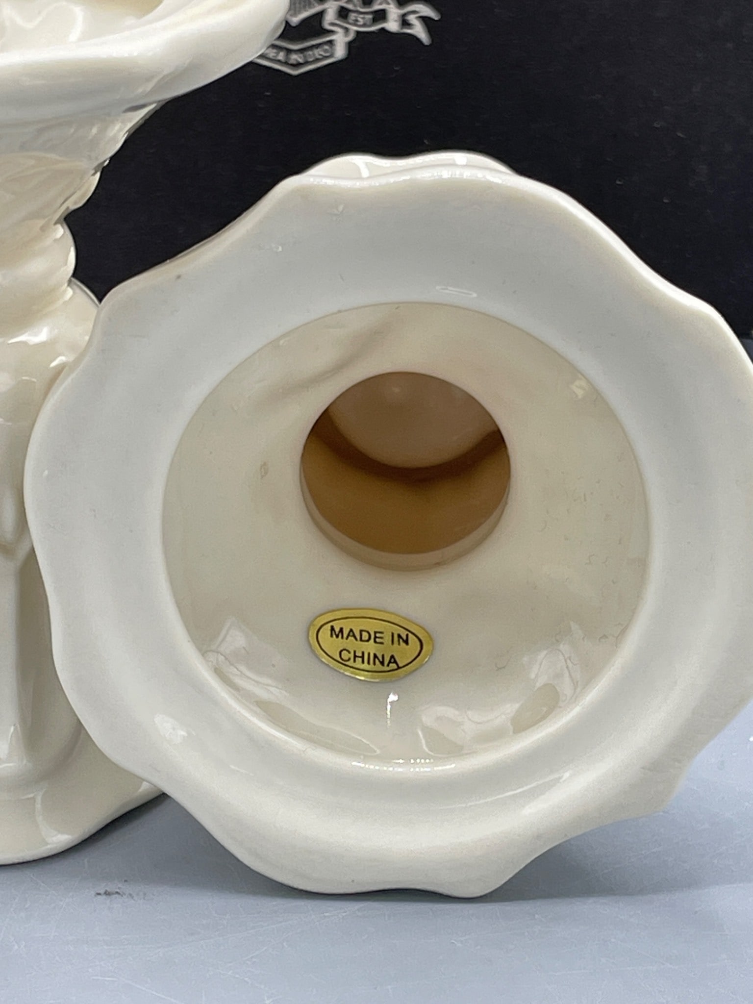 Oleg Cassini Pair of Ceramic Candle Holders with Original Box - 7
