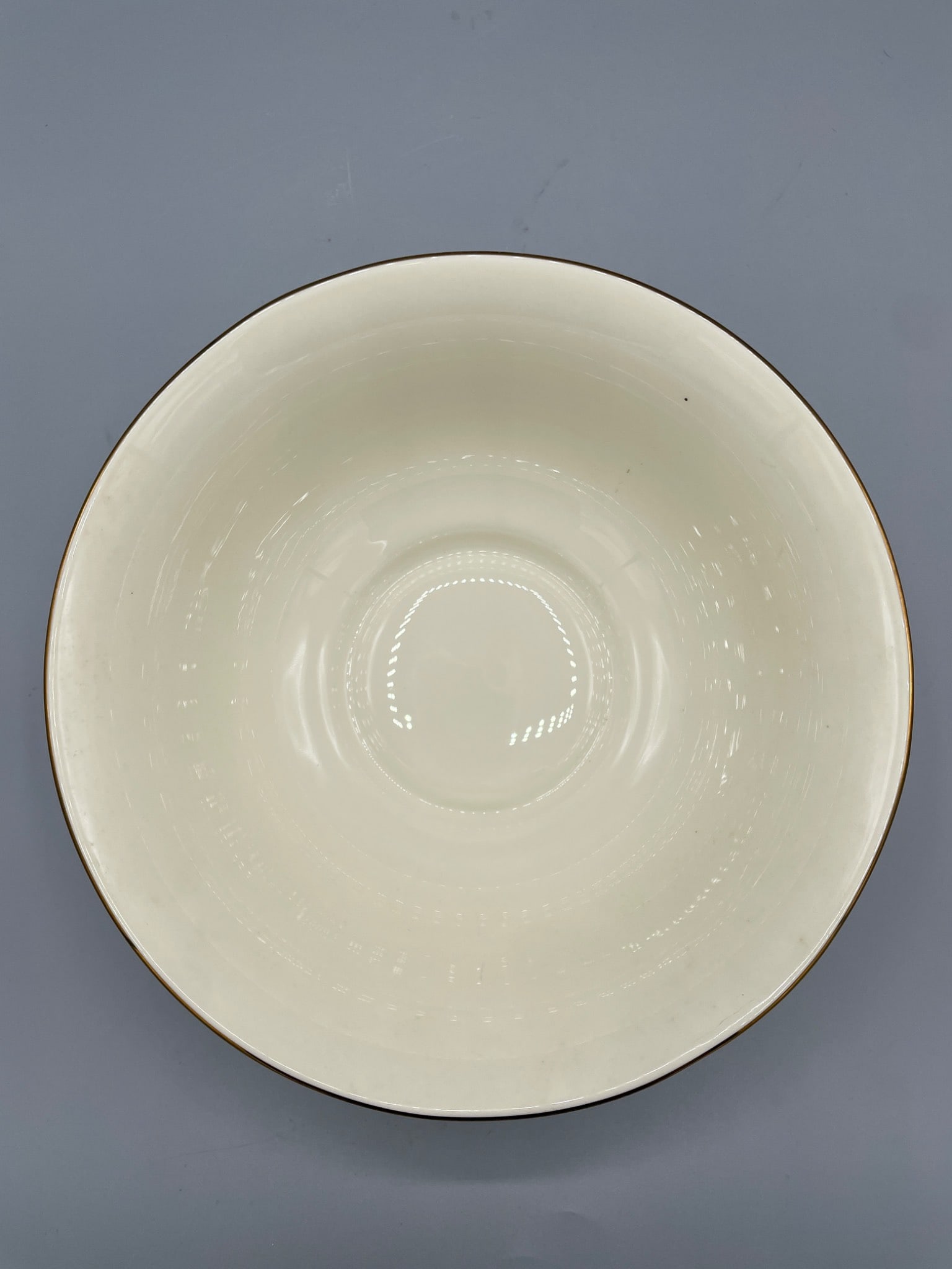 Lenox Williamsburg Boxwood and Pine 9-Inch Serving Bowl - 3
