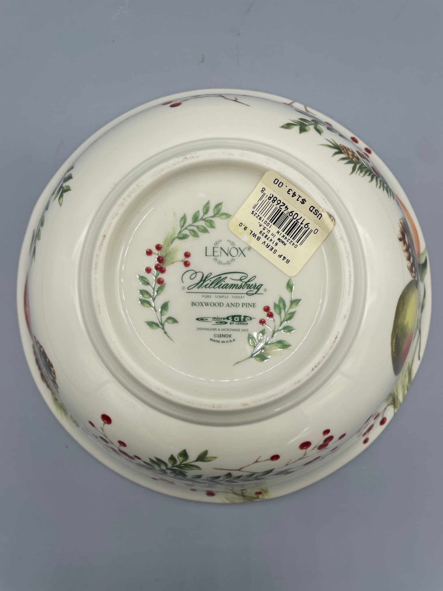 Lenox Williamsburg Boxwood and Pine 9-Inch Serving Bowl - 4