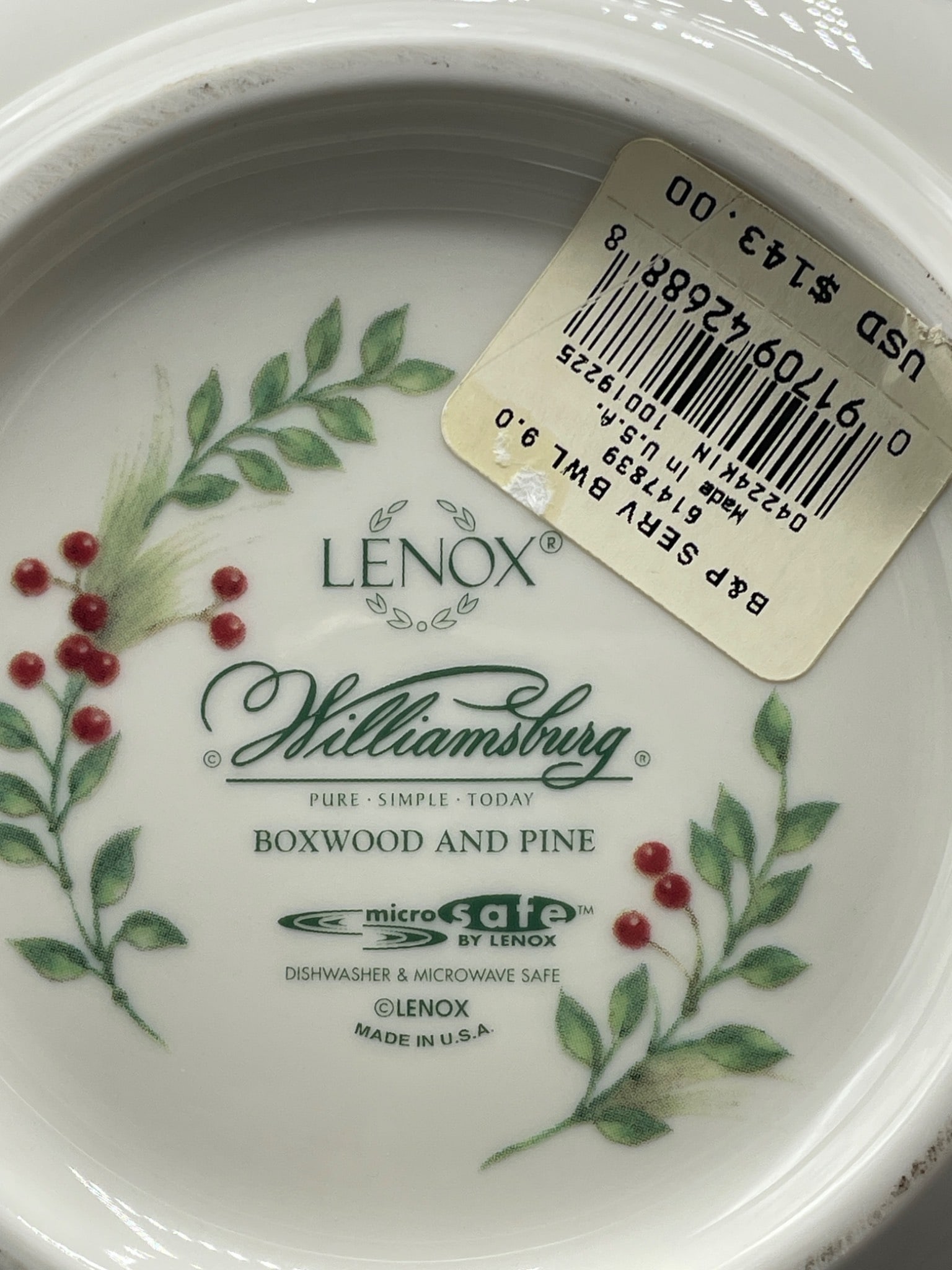 Lenox Williamsburg Boxwood and Pine 9-Inch Serving Bowl - 5