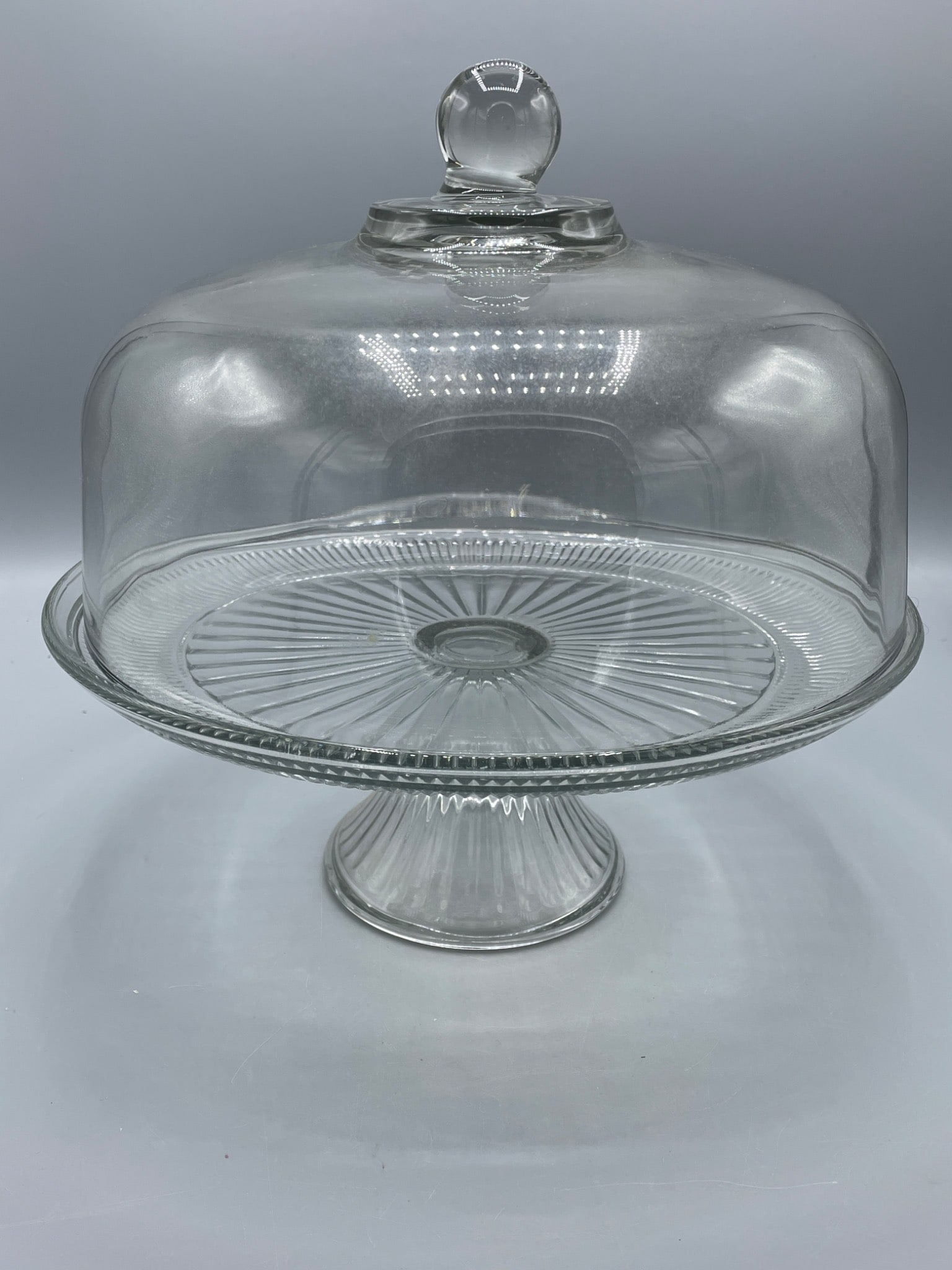 Round Clear Glass Cake Stand With Dome Lid And Fluted Base - 2
